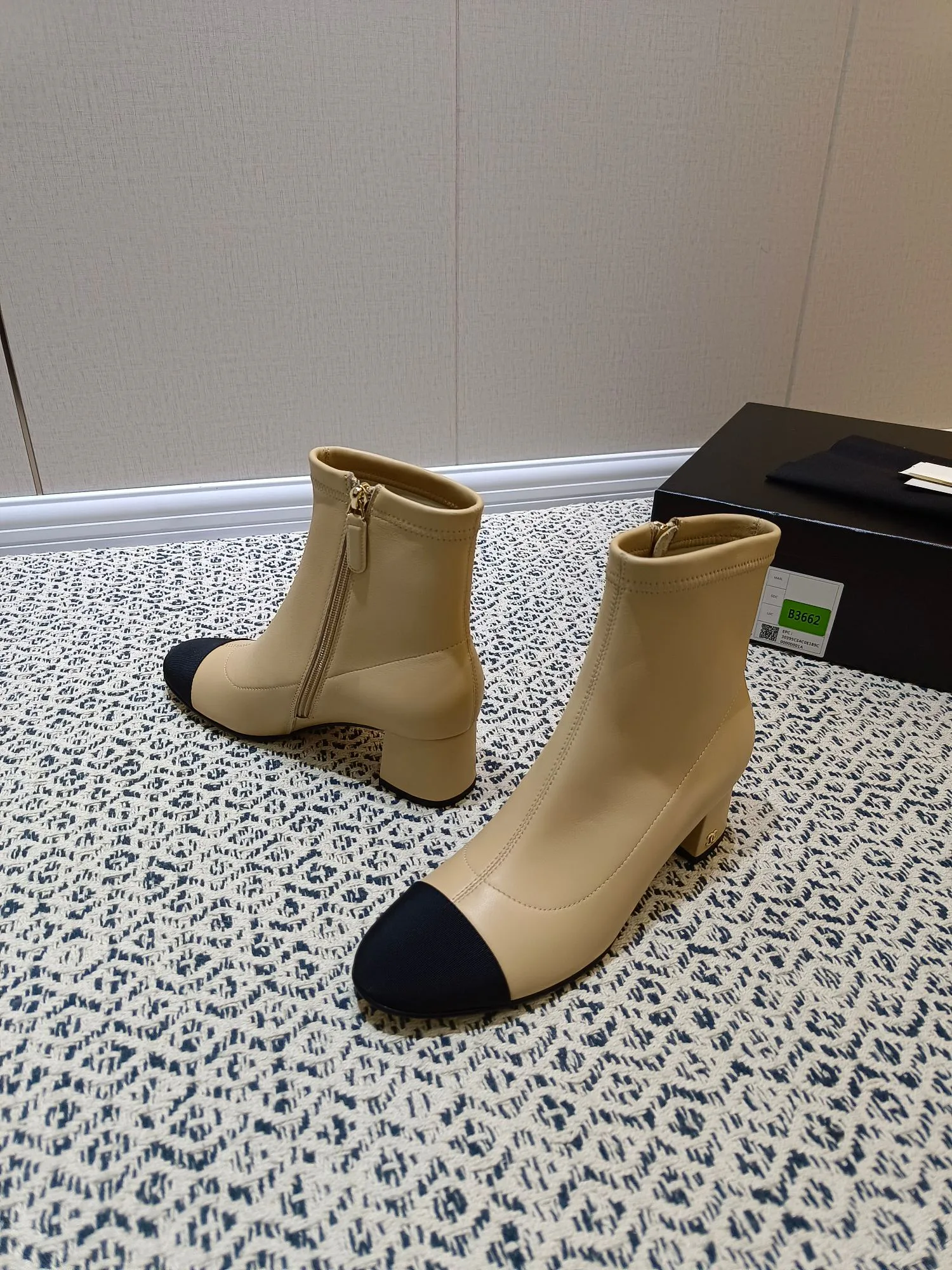 Women's Booties CHANEL 17997426