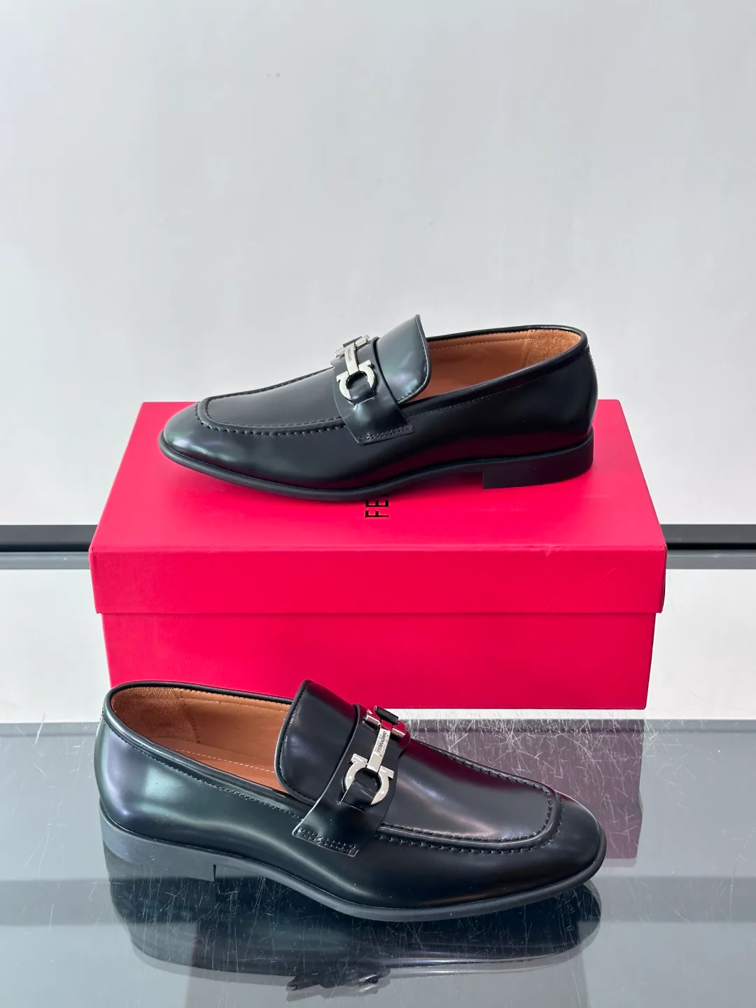 Men's Loafers And Dress Shoes SALVATORE FERRAGAMO 18079491