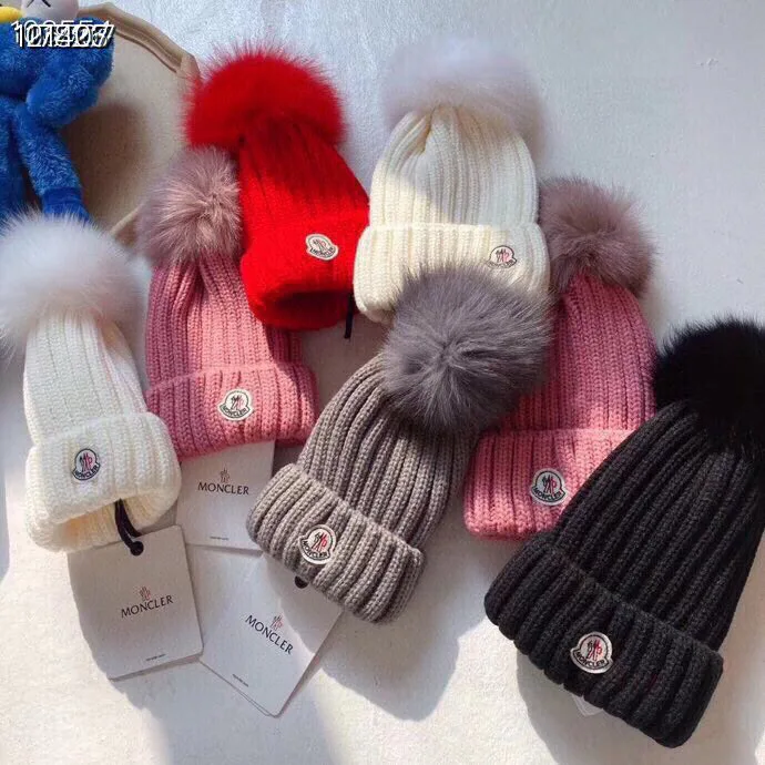 Hats MONCLER 18078333