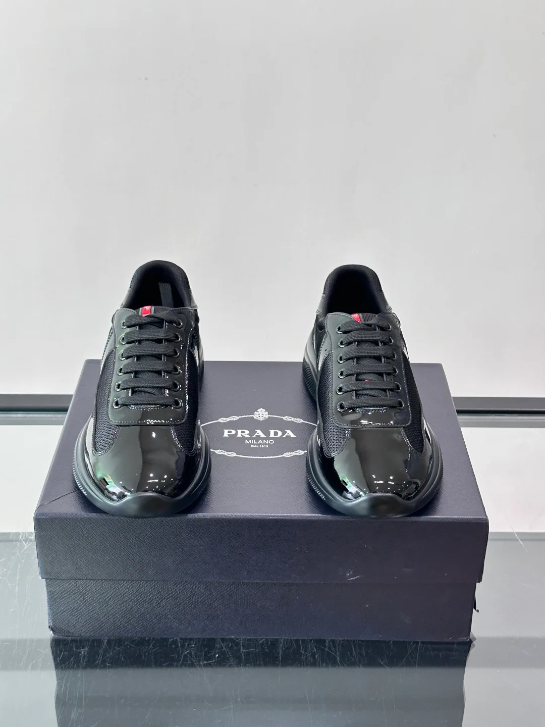 Men's Sneakers PRADA 18119246