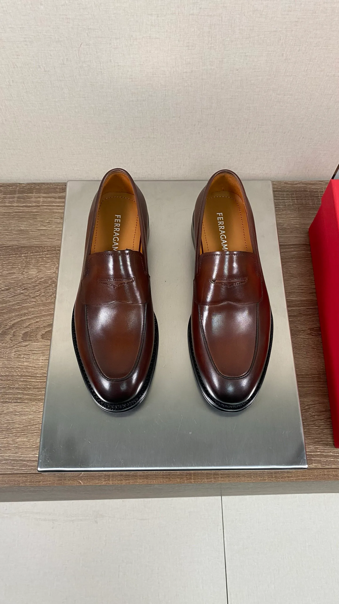 Men's Loafers And Dress Shoes SALVATORE FERRAGAMO 18078702