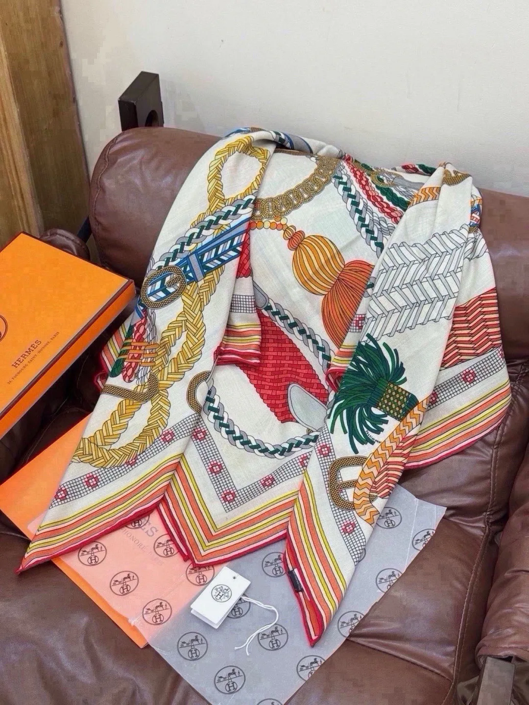 Silk Scarves HERMES 18322223