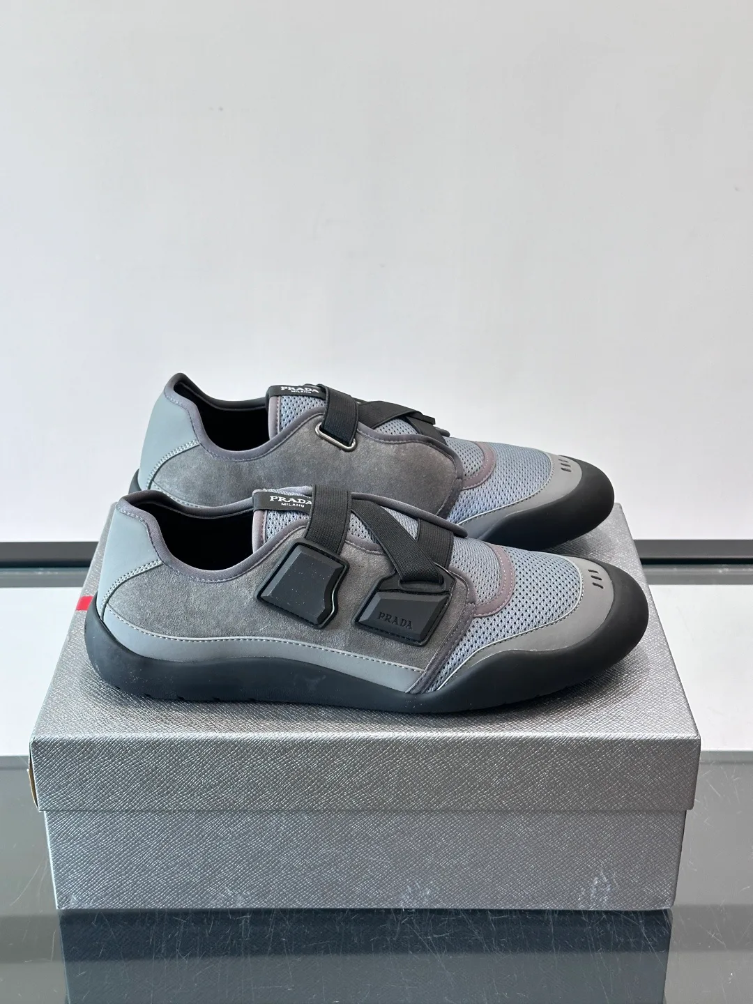 Men's Sneakers PRADA 17349578