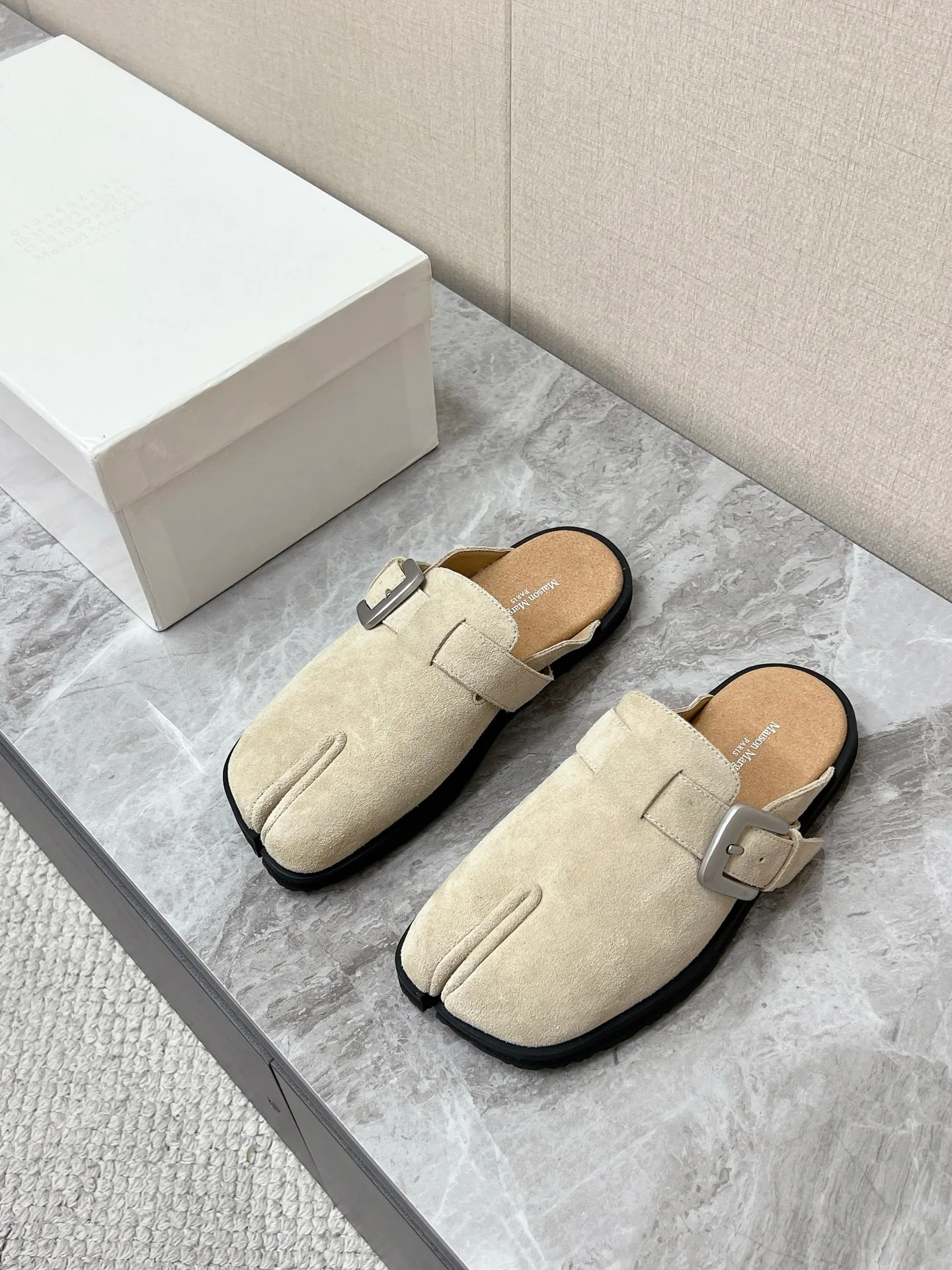 Women's Mules And Clogs MAISON MARGIELA 17955125