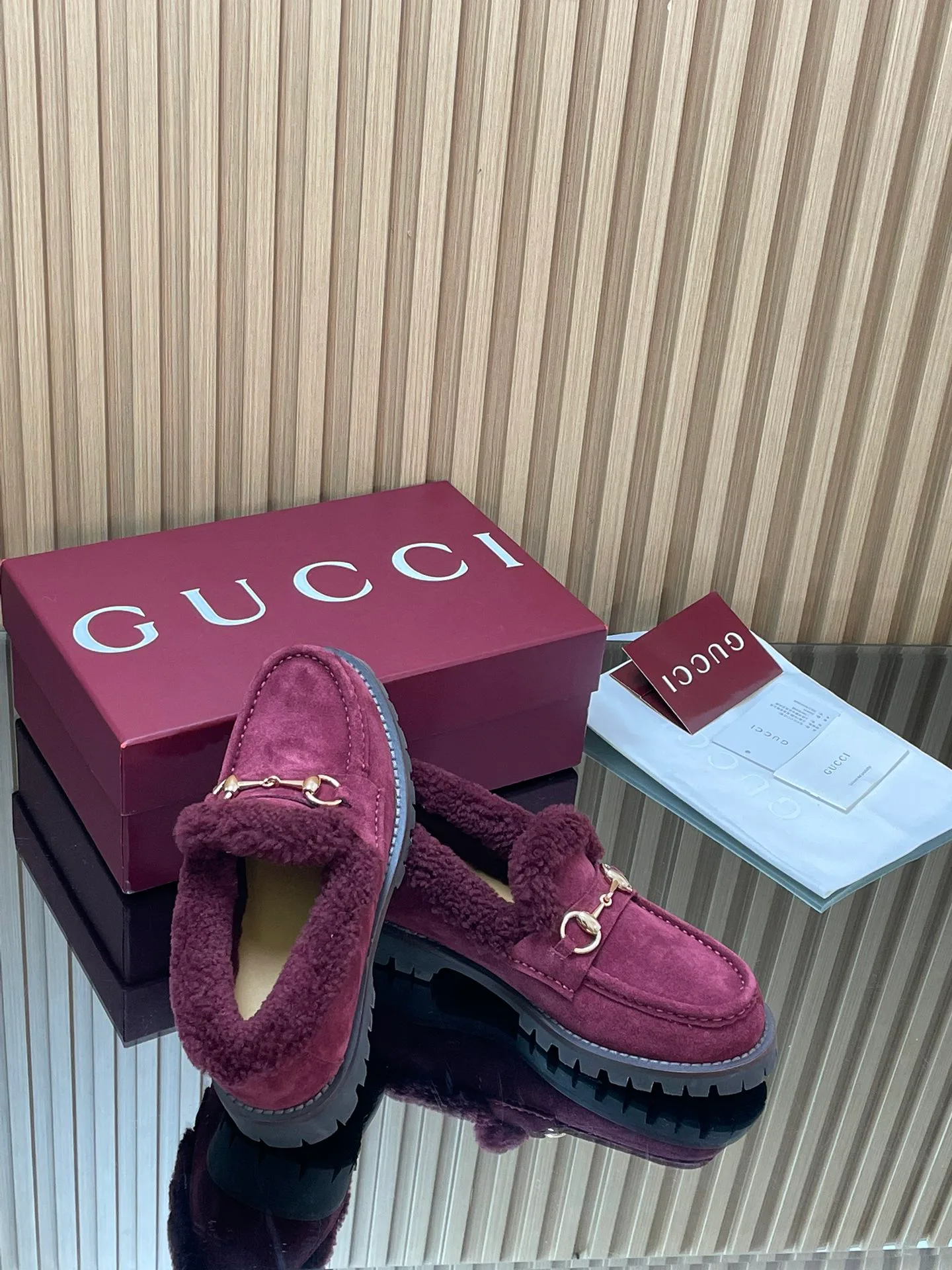 Women's Loafers And Moccasins GUCCI 18187067