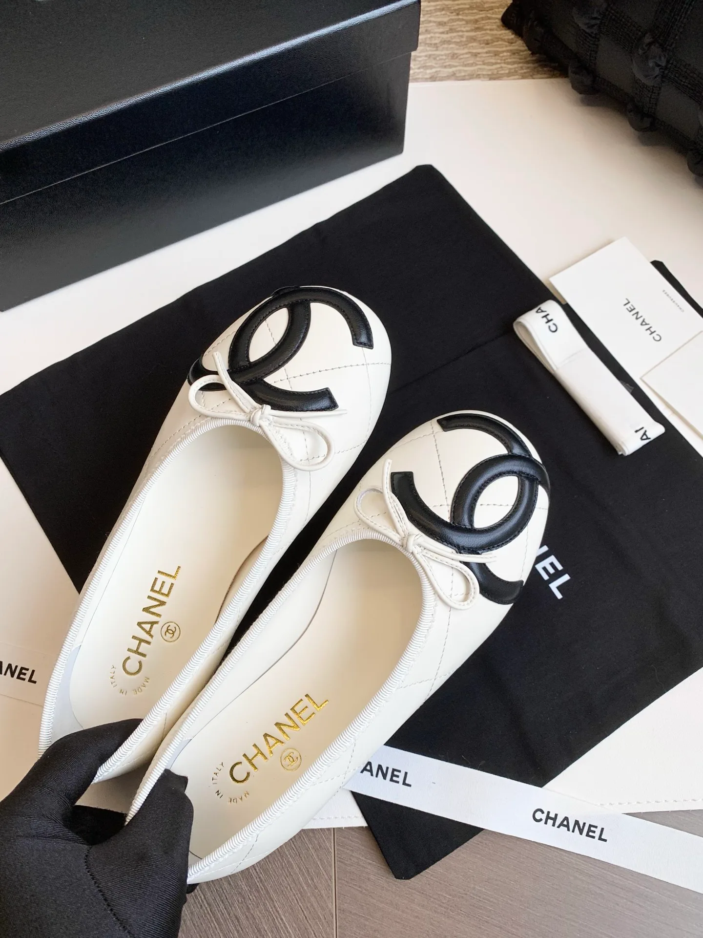 Women's Ballet Flats CHANEL 17990379
