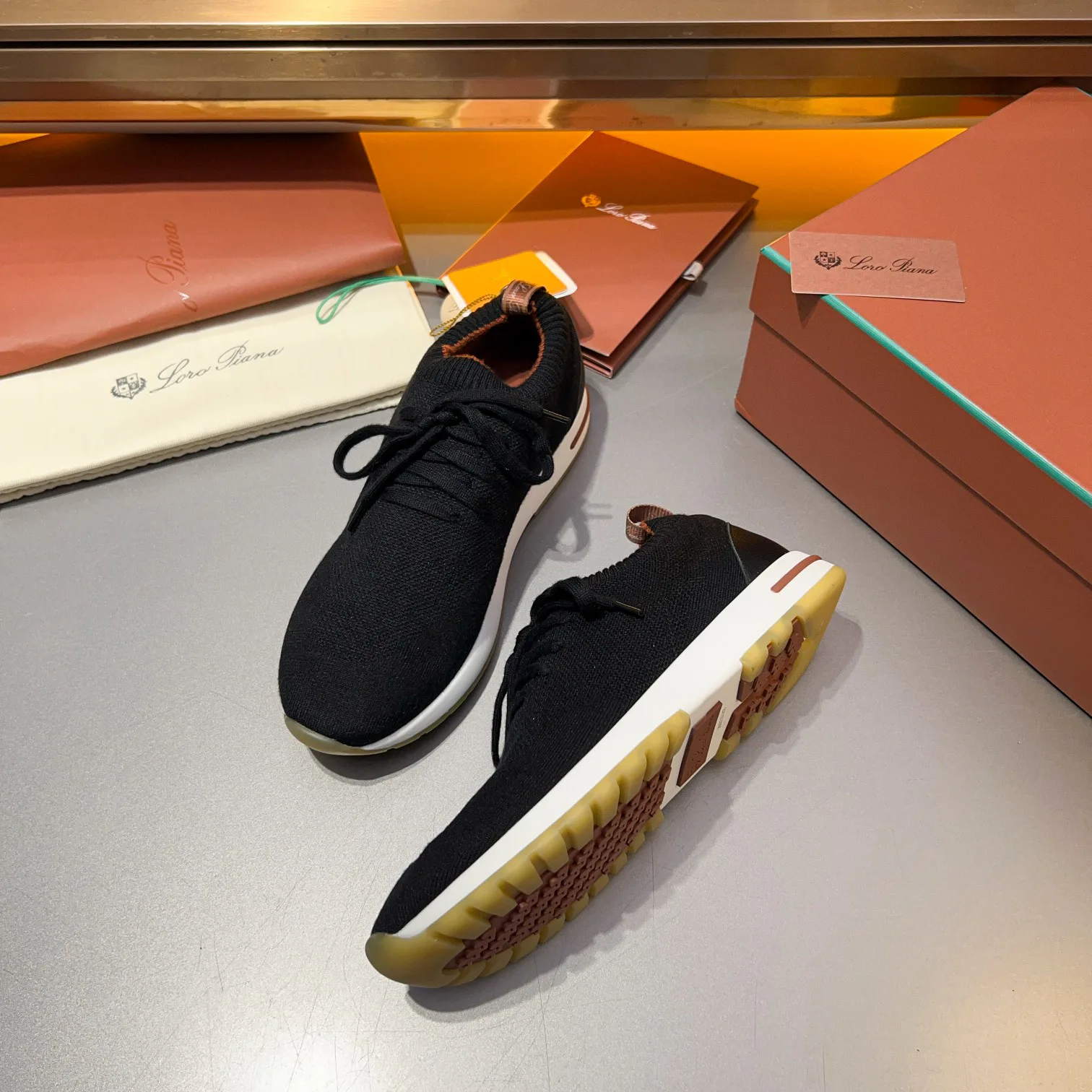Men's Sneakers LORO PIANA 18250762