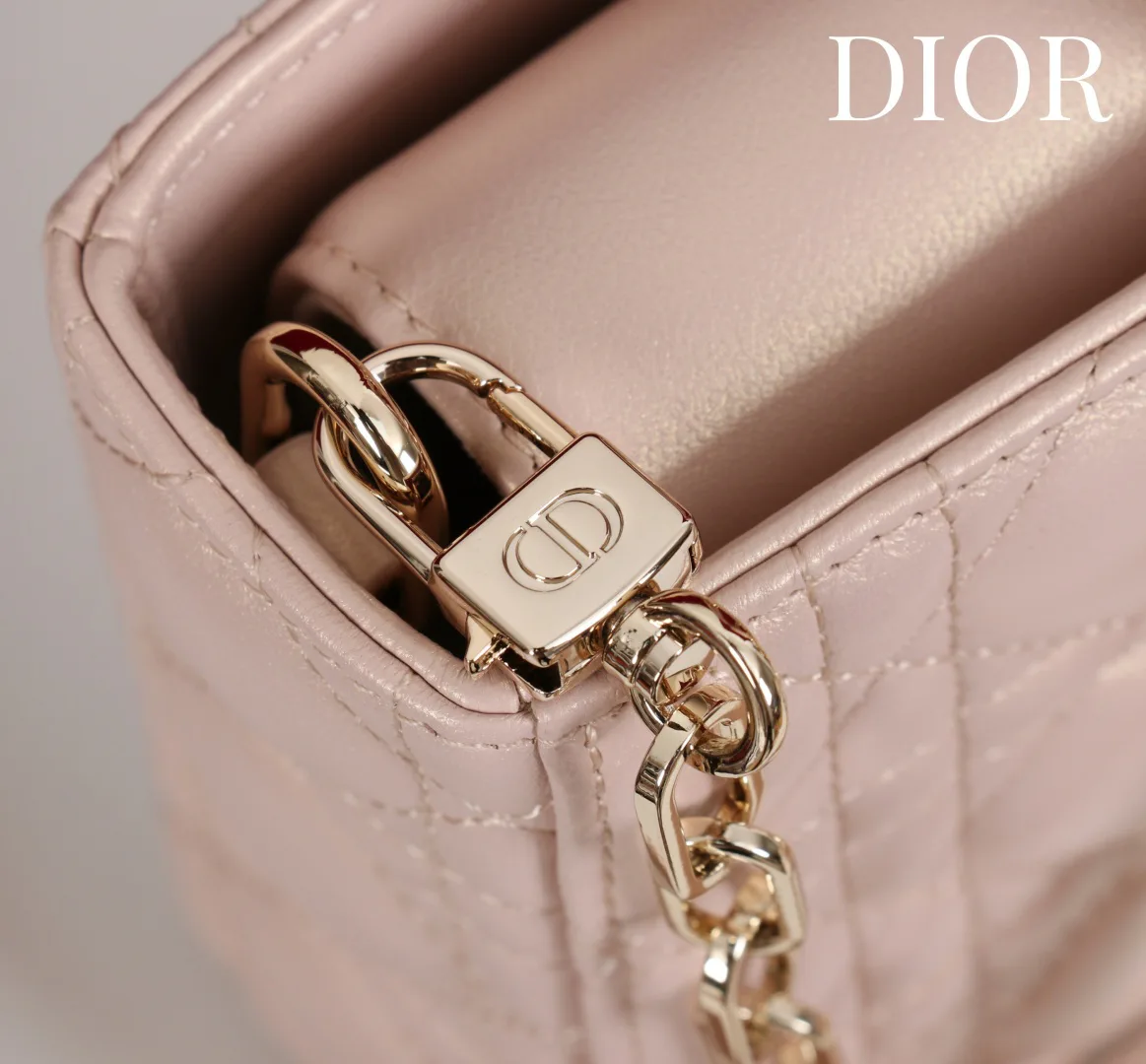 Women's Classic Handbags CHRISTIAN DIOR 18393015