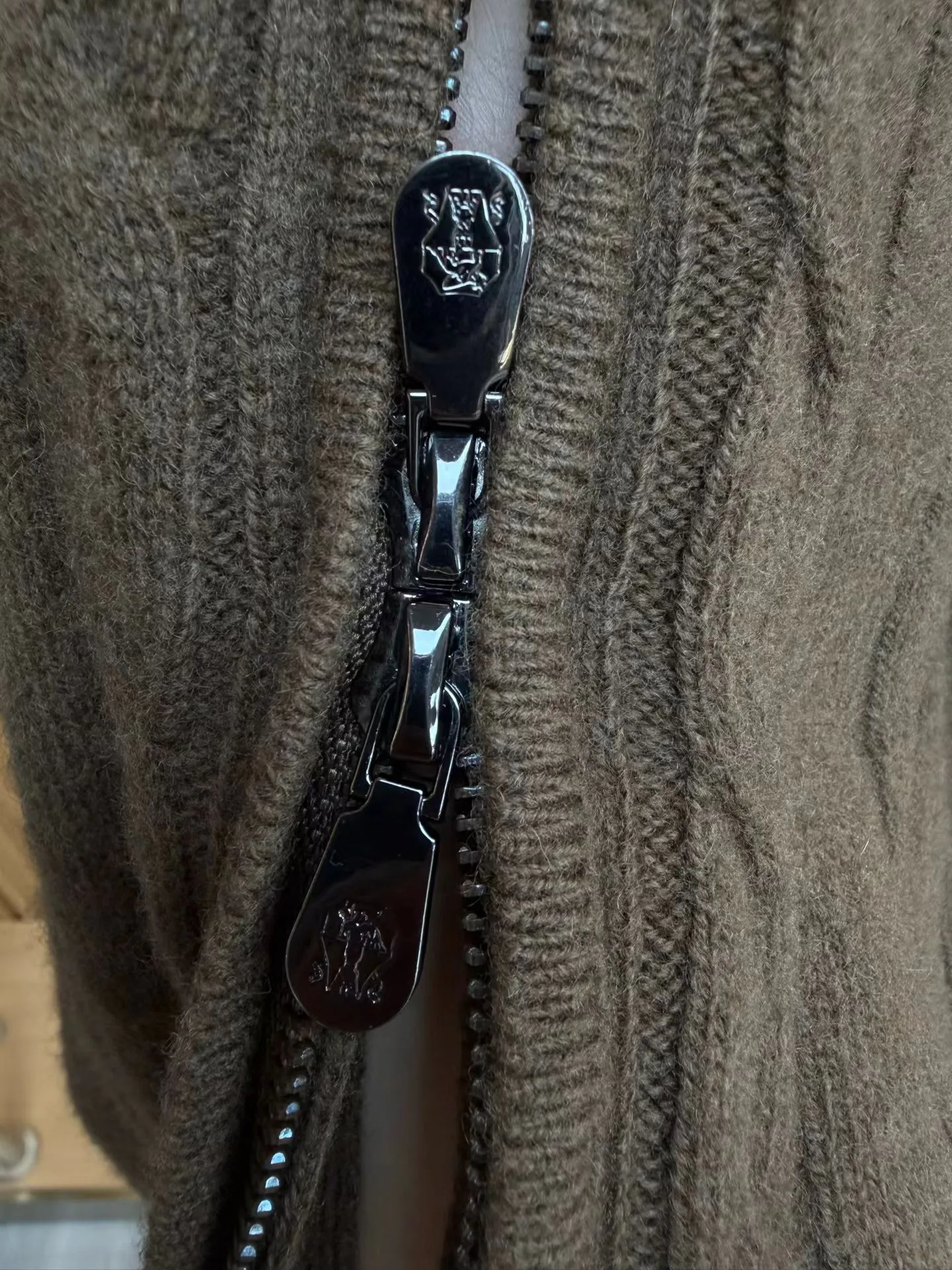 Men's Jumpers And Sweaters BRUNELLO CUCINELLI 18084716