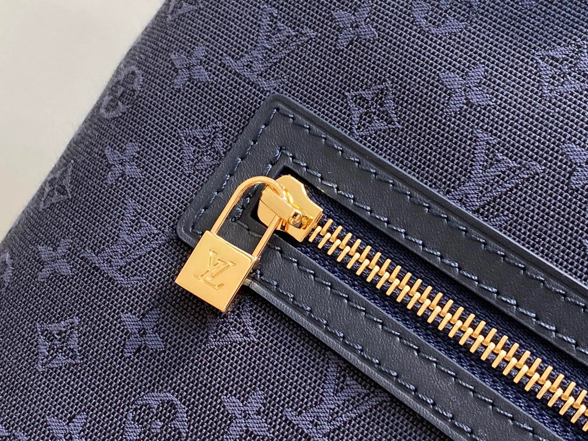 Women's Classic Handbags LOUIS VUITTON 17499401