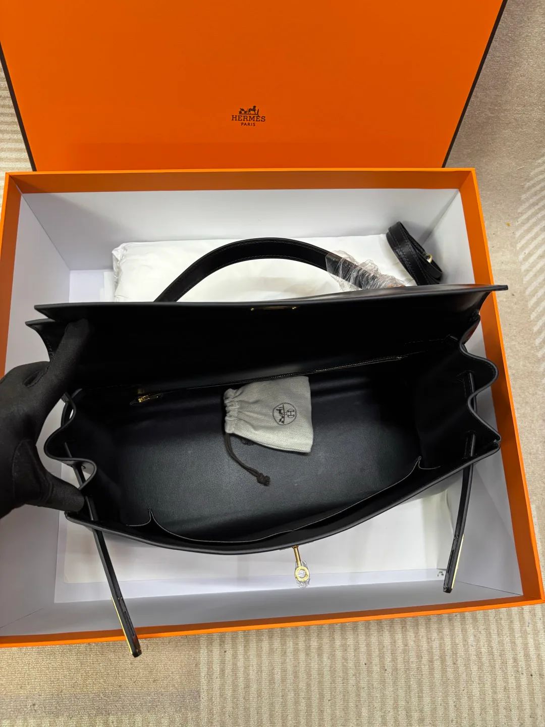 Women's Classic Handbags HERMES 17609834