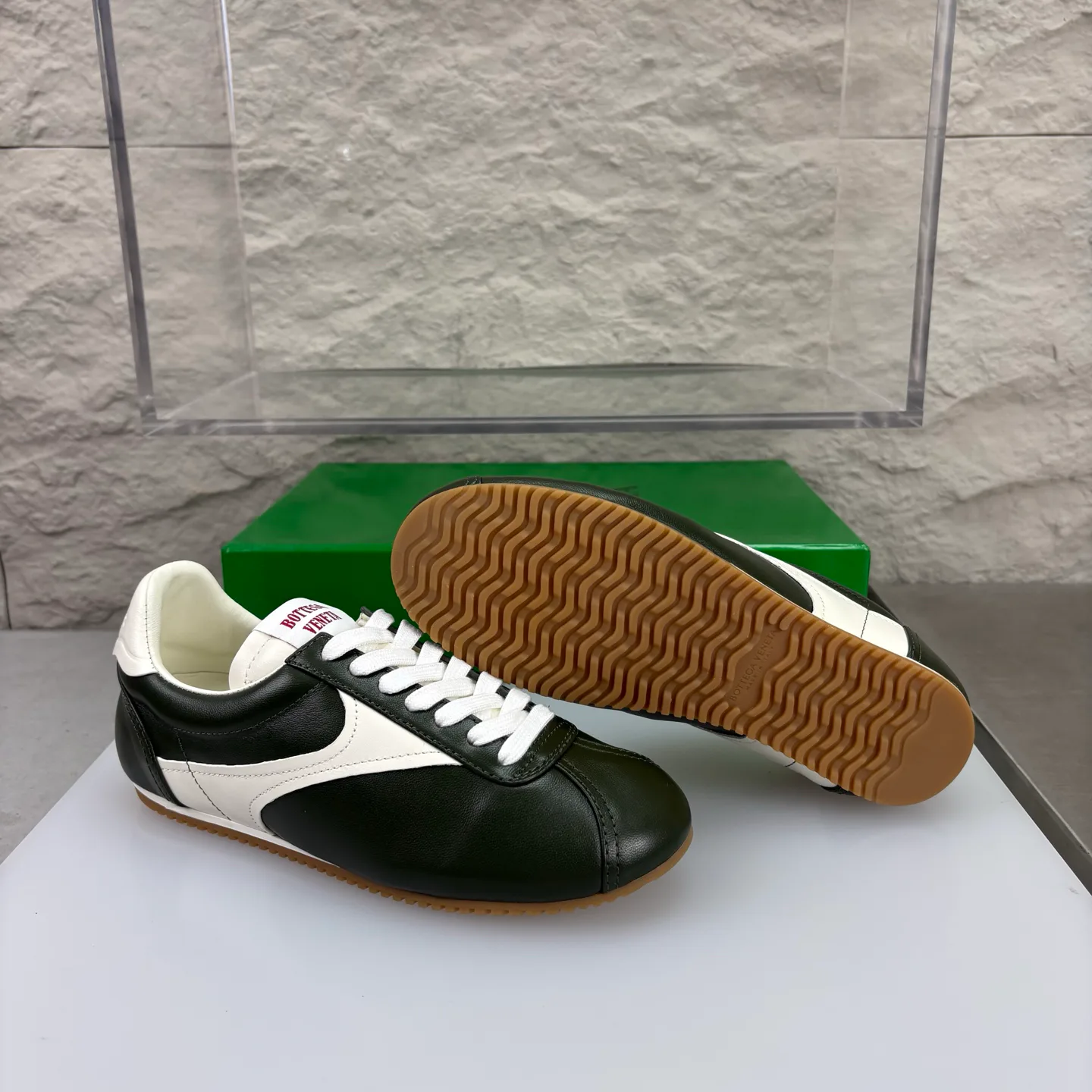 Women's Sneakers BOTTEGA VENETA 18351657