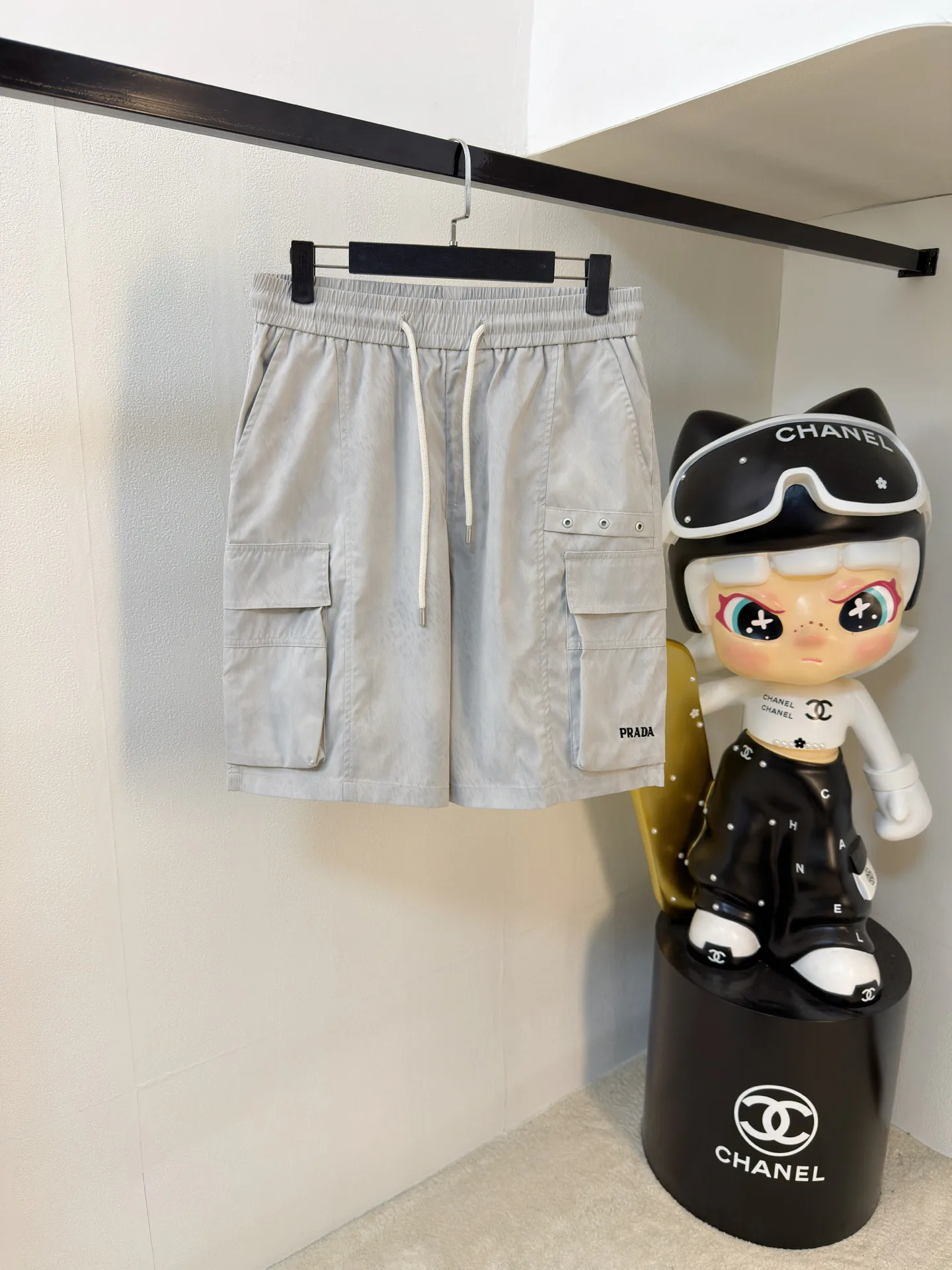 Men's Shorts PRADA 18296364