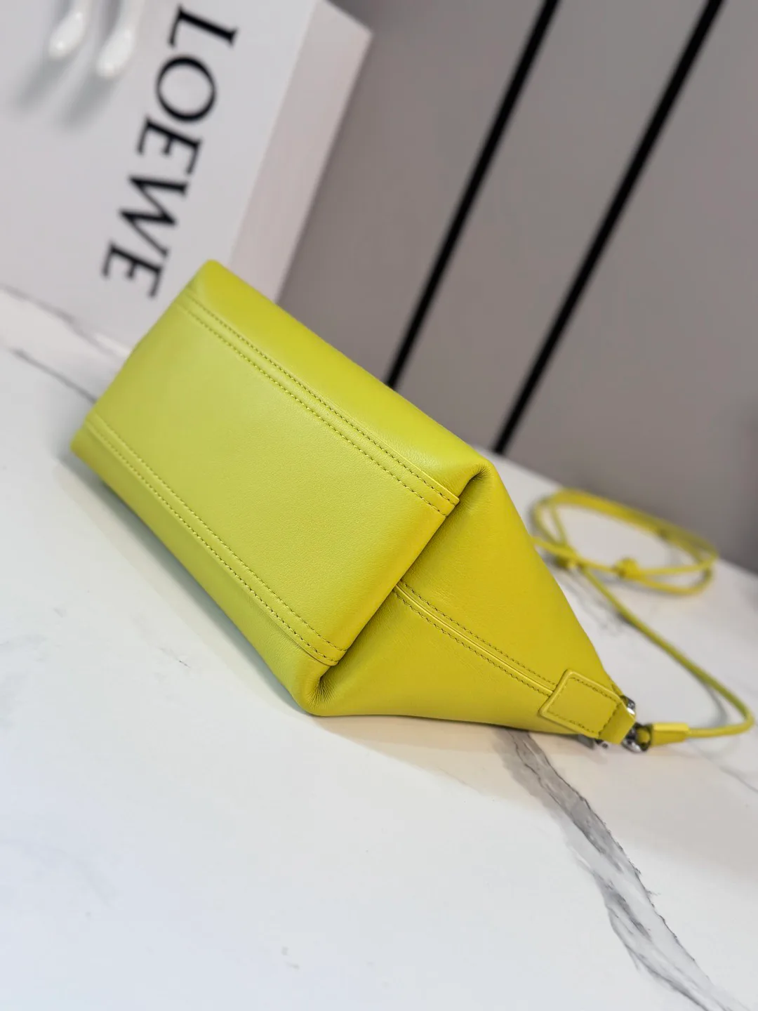 Women's Classic Handbags LOEWE 17678700