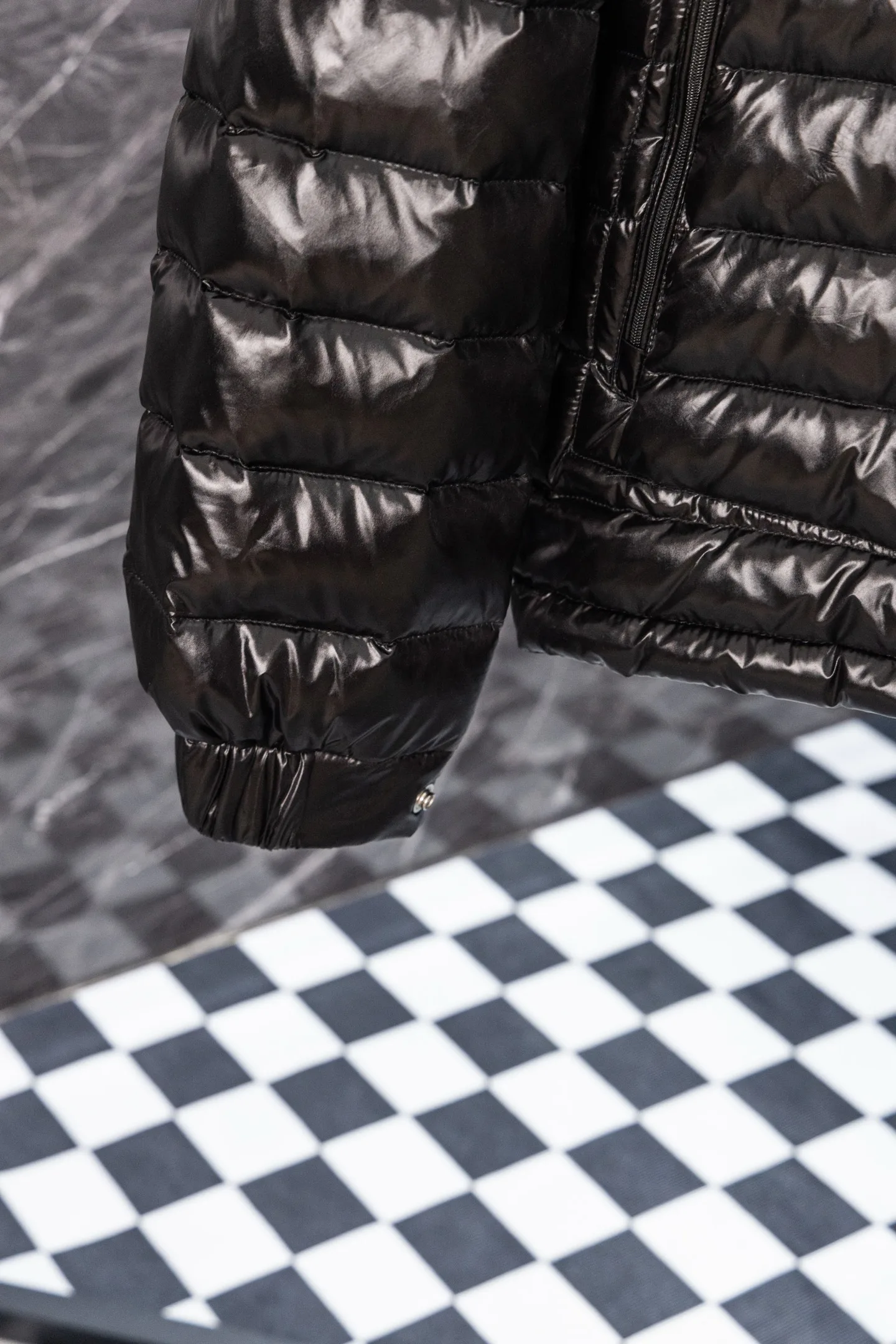 Men's Jackets And Down Jackets MONCLER 18507212