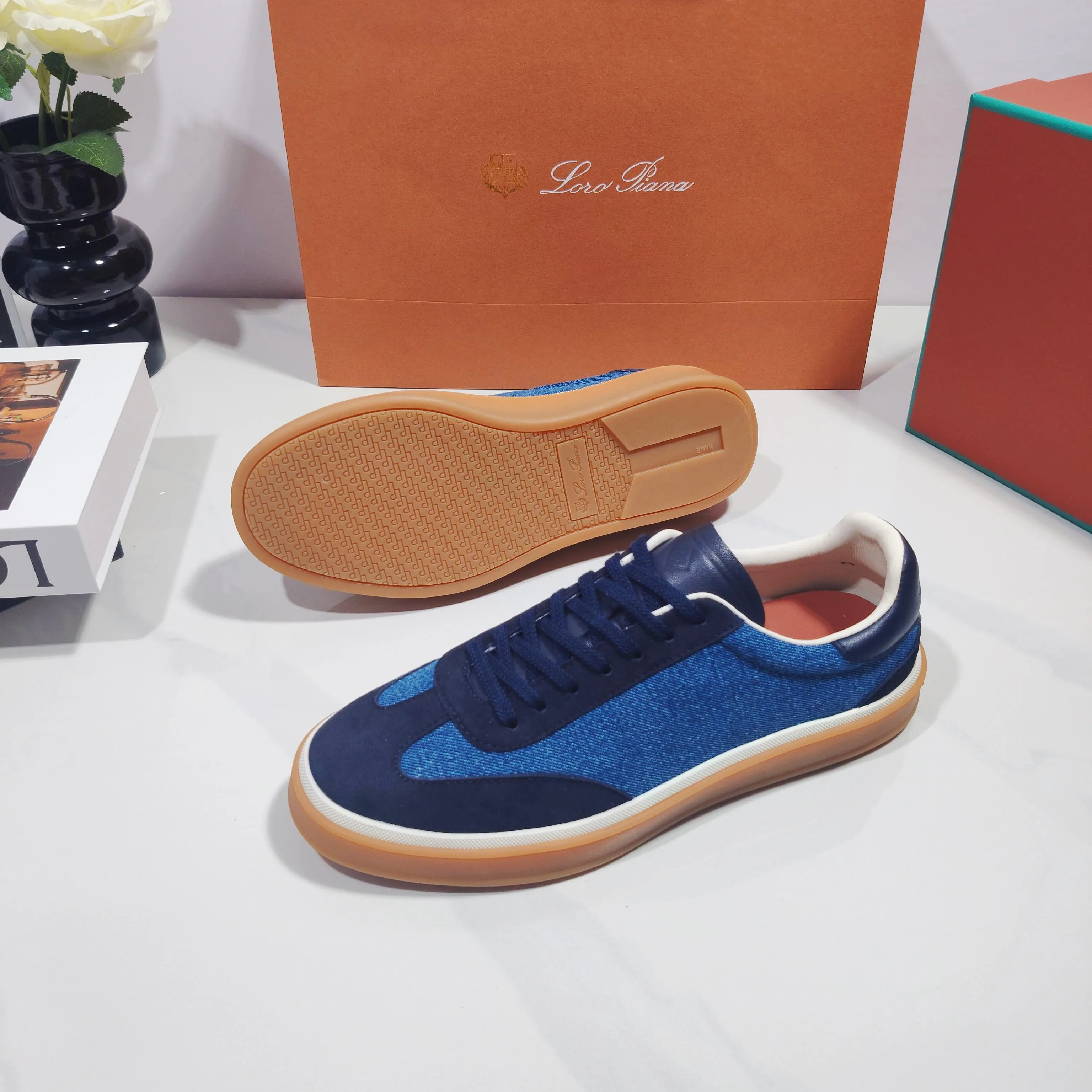 Women's Sneakers LORO PIANA 17961938