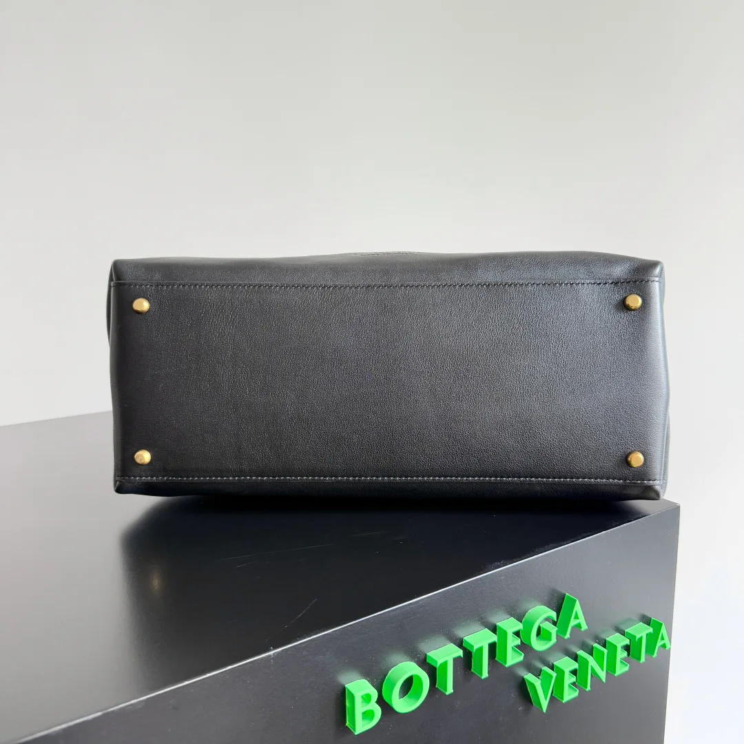 Women's Classic Handbags BOTTEGA VENETA 16878916