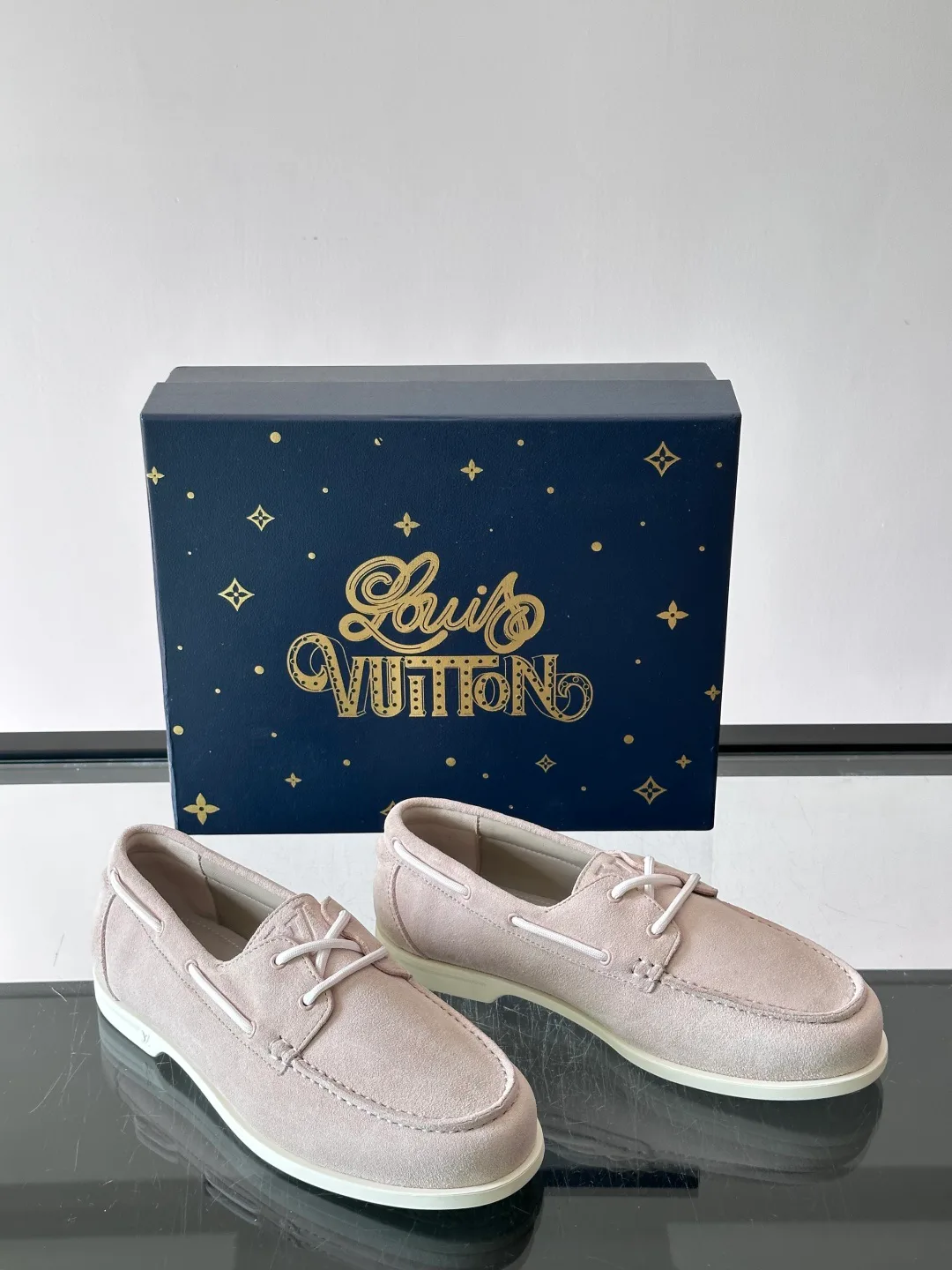 Men's Loafers And Dress Shoes LOUIS VUITTON 17941067