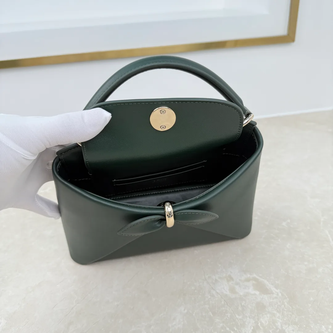 Классические Сумки Женские Christian Dior 18573949