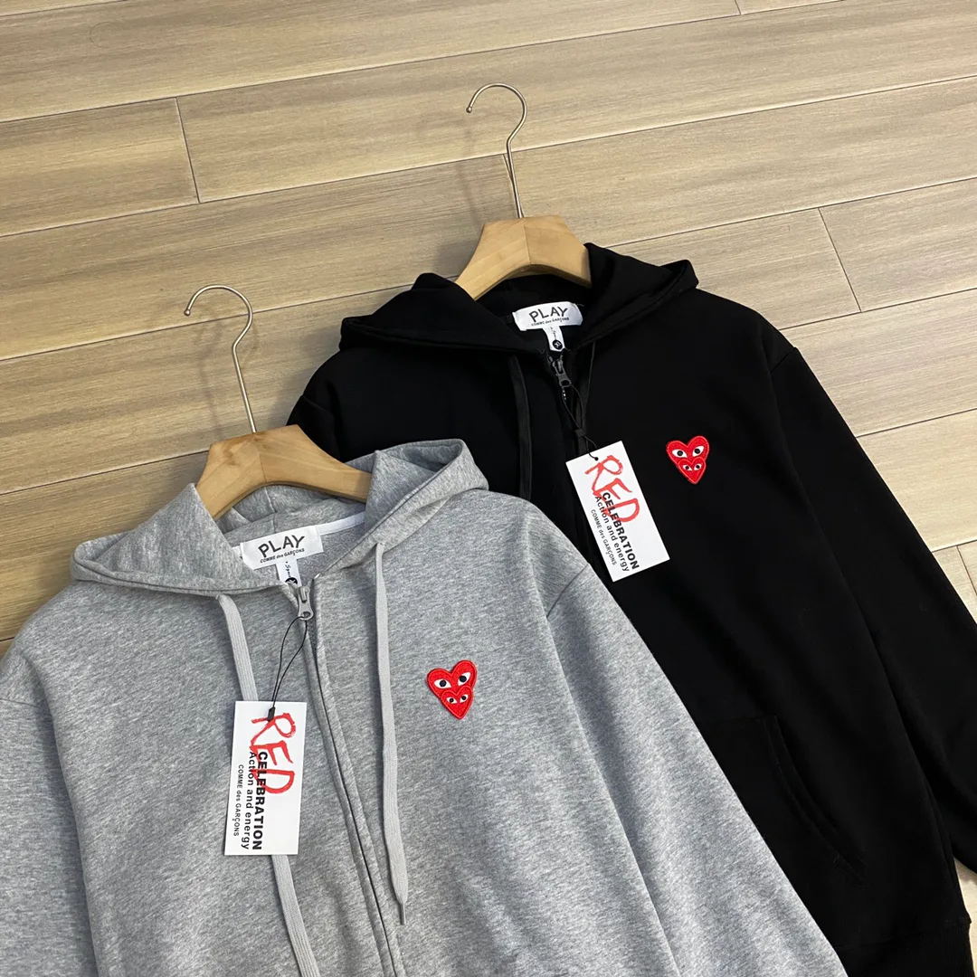 Men's Sweatshirts And Hoodies COMME DES GARÇONS 18189780