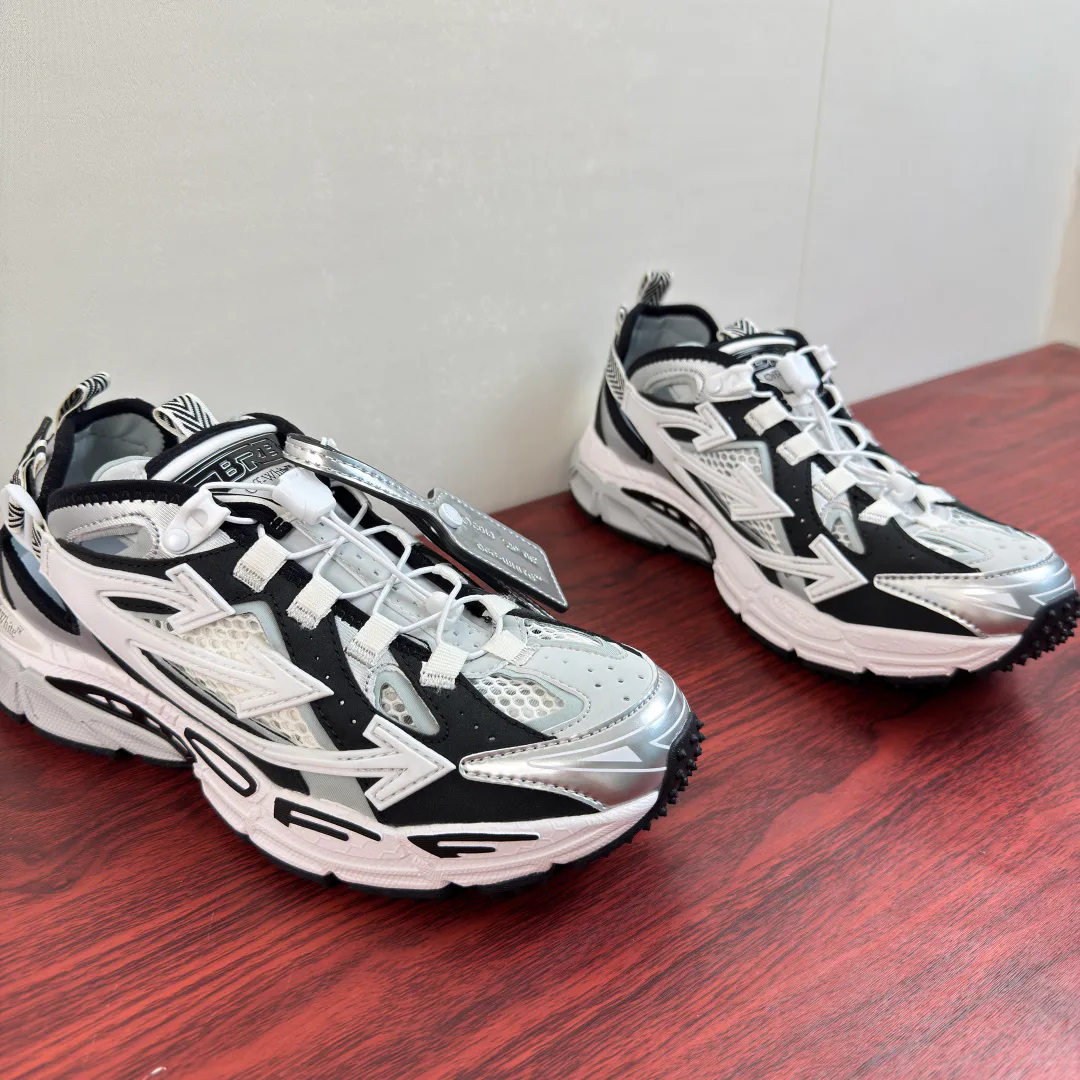 Women's Sneakers OFF-WHITE 18100649