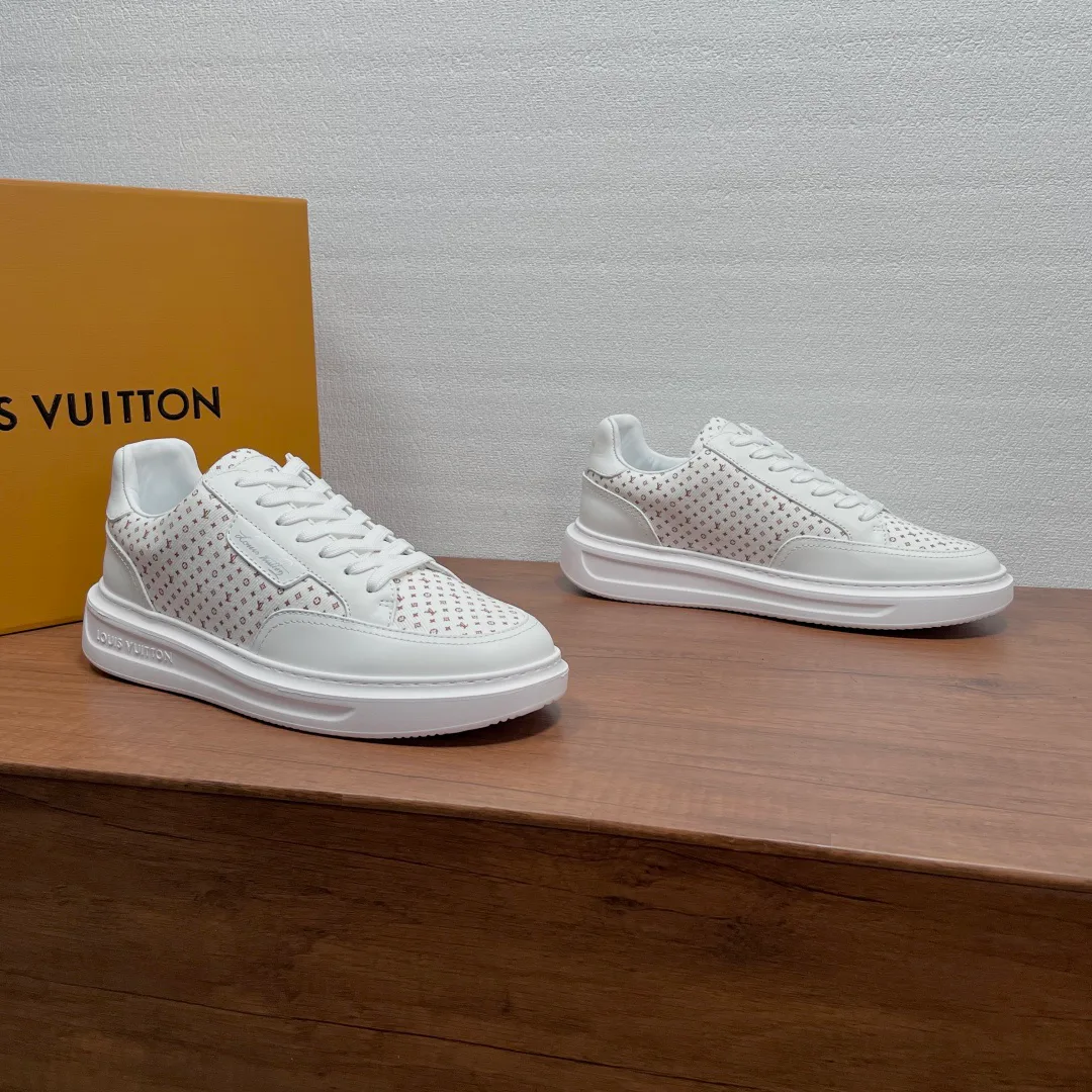 Men's Sneakers LOUIS VUITTON 18000612