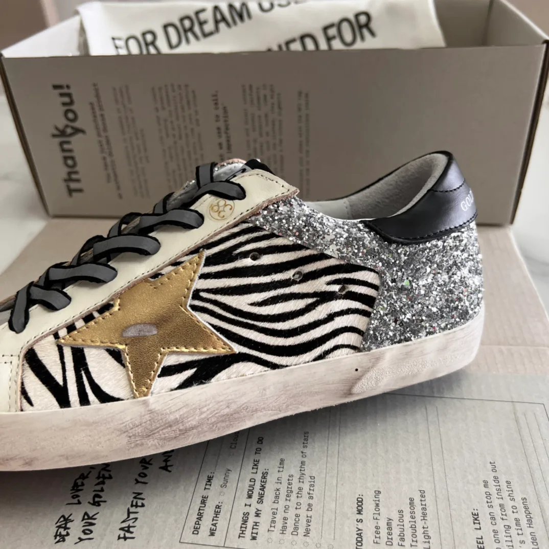 Women's Sneakers GOLDEN GOOSE 16995658