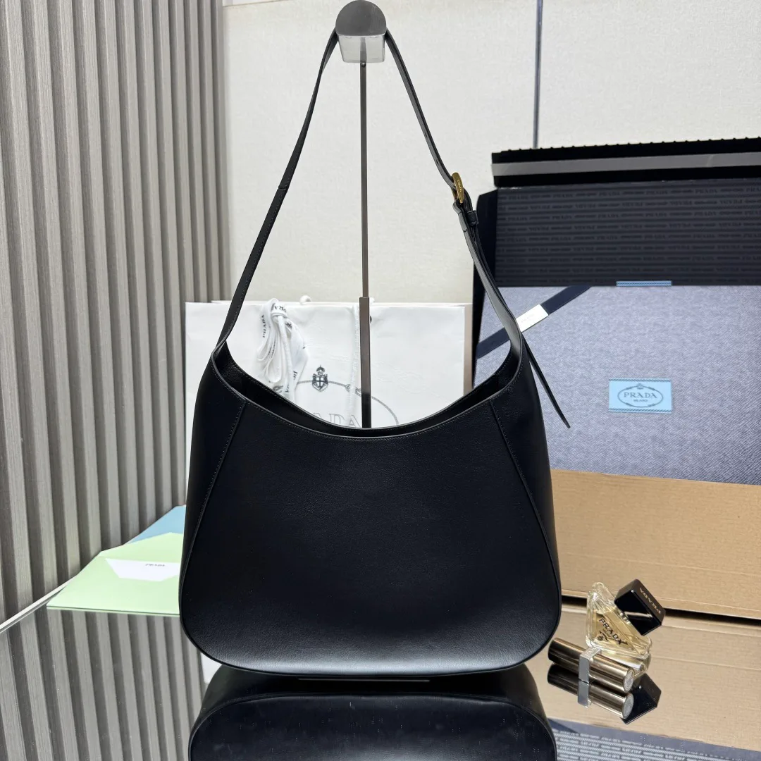 Women's Classic Handbags PRADA 18323045