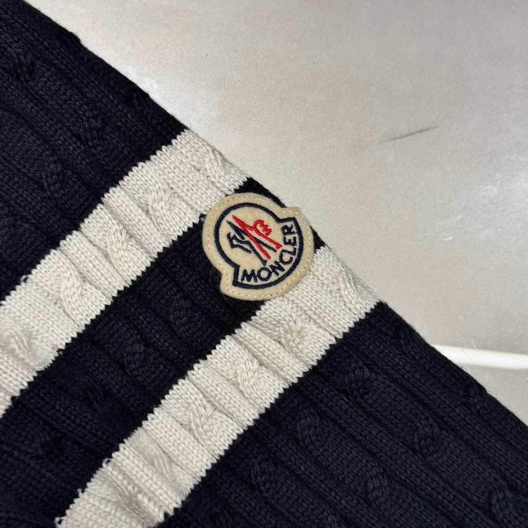Men's Jackets And Down Jackets MONCLER 17418478