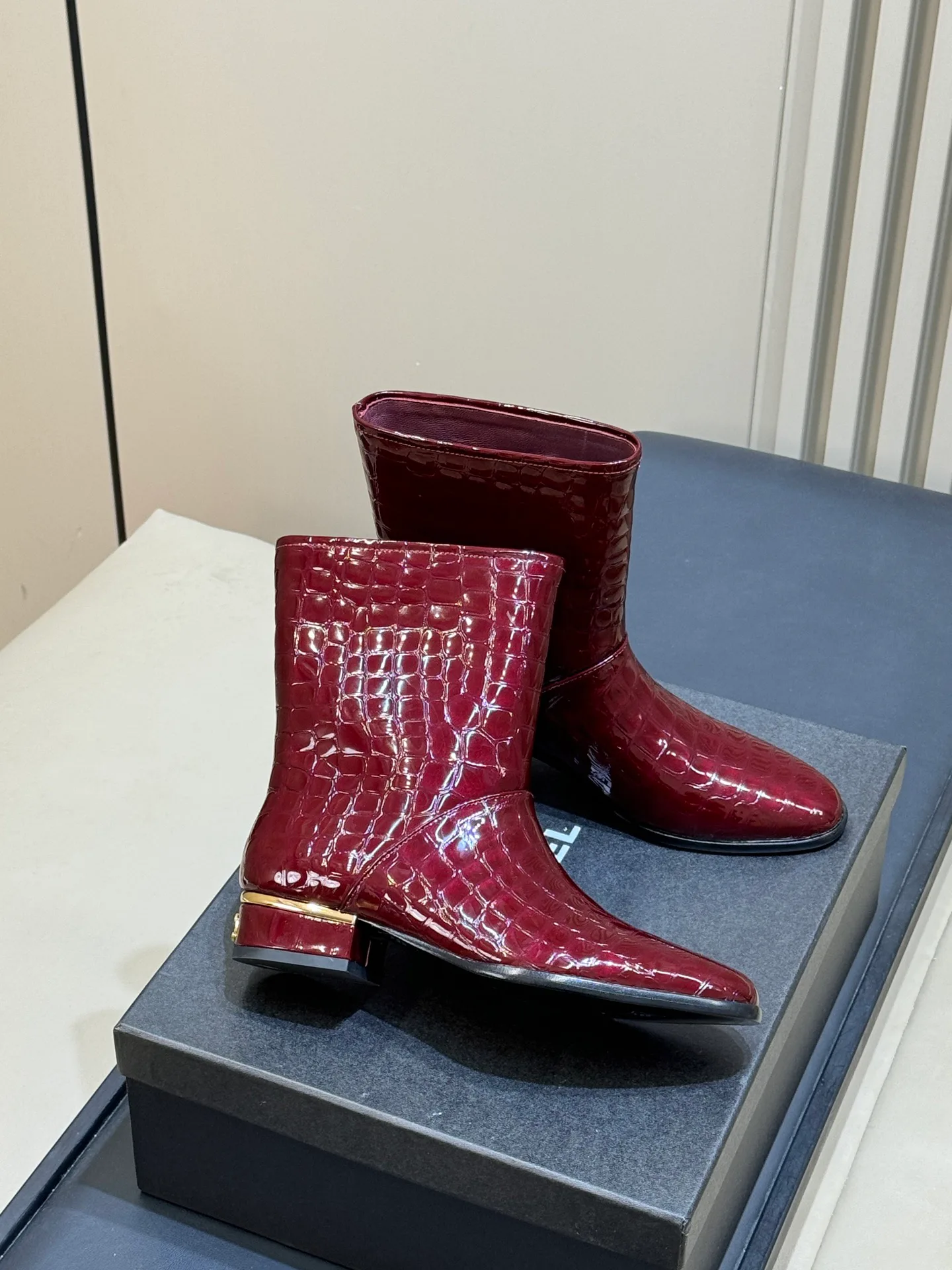 Women's Boots CHANEL 18073026