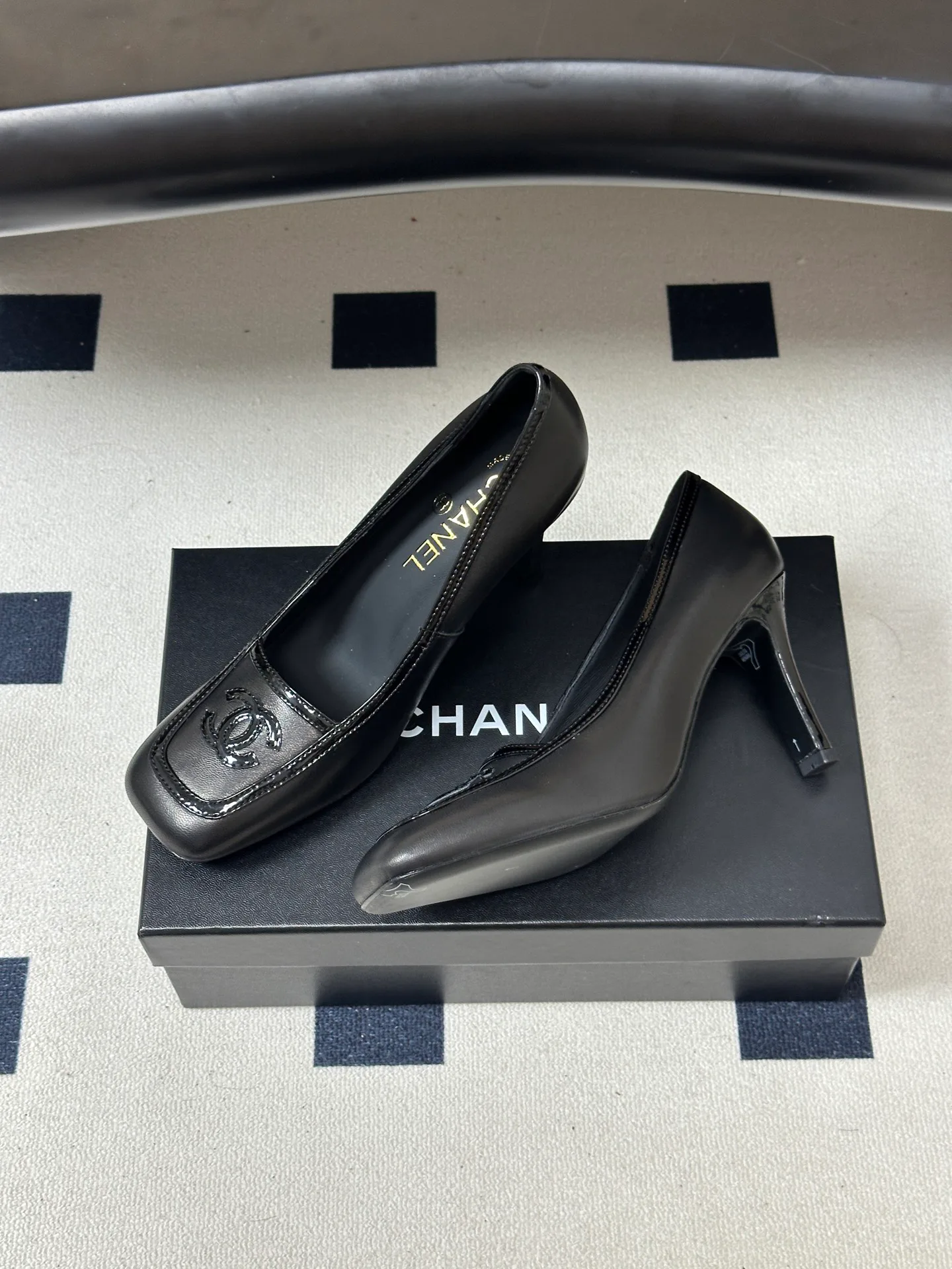 Women's Heels CHANEL 18041912