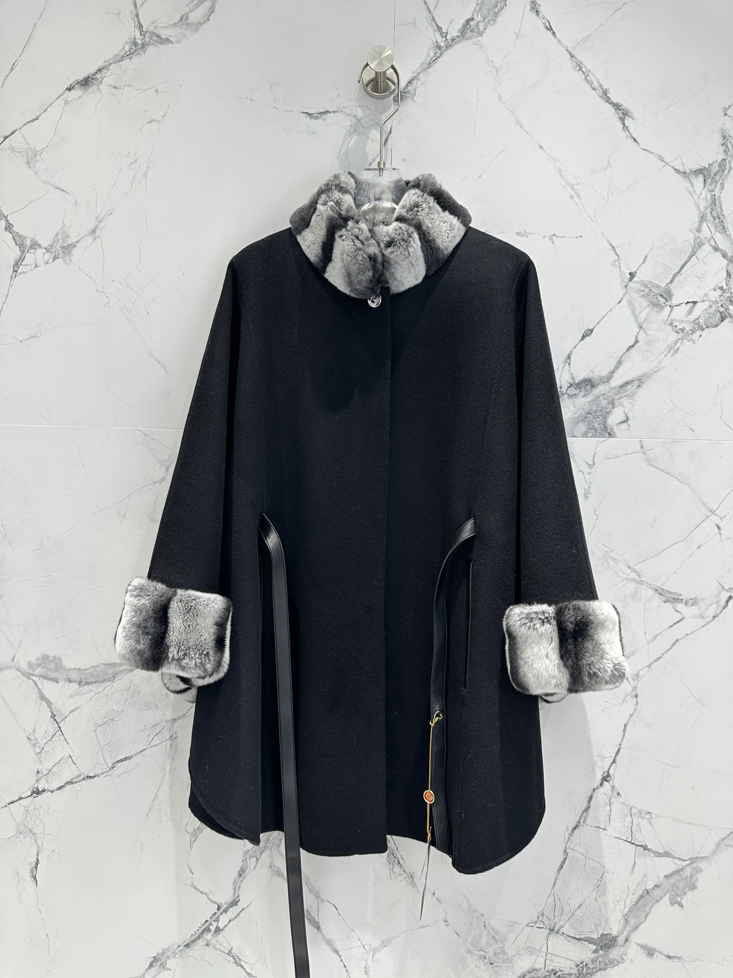 Women's Coats LORO PIANA 18513175