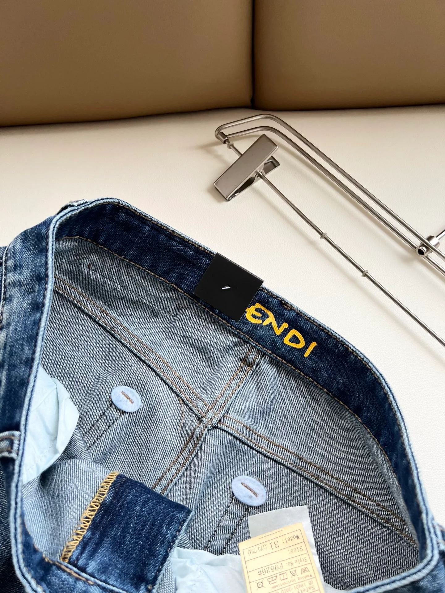 Men's Jeans FENDI 18343357
