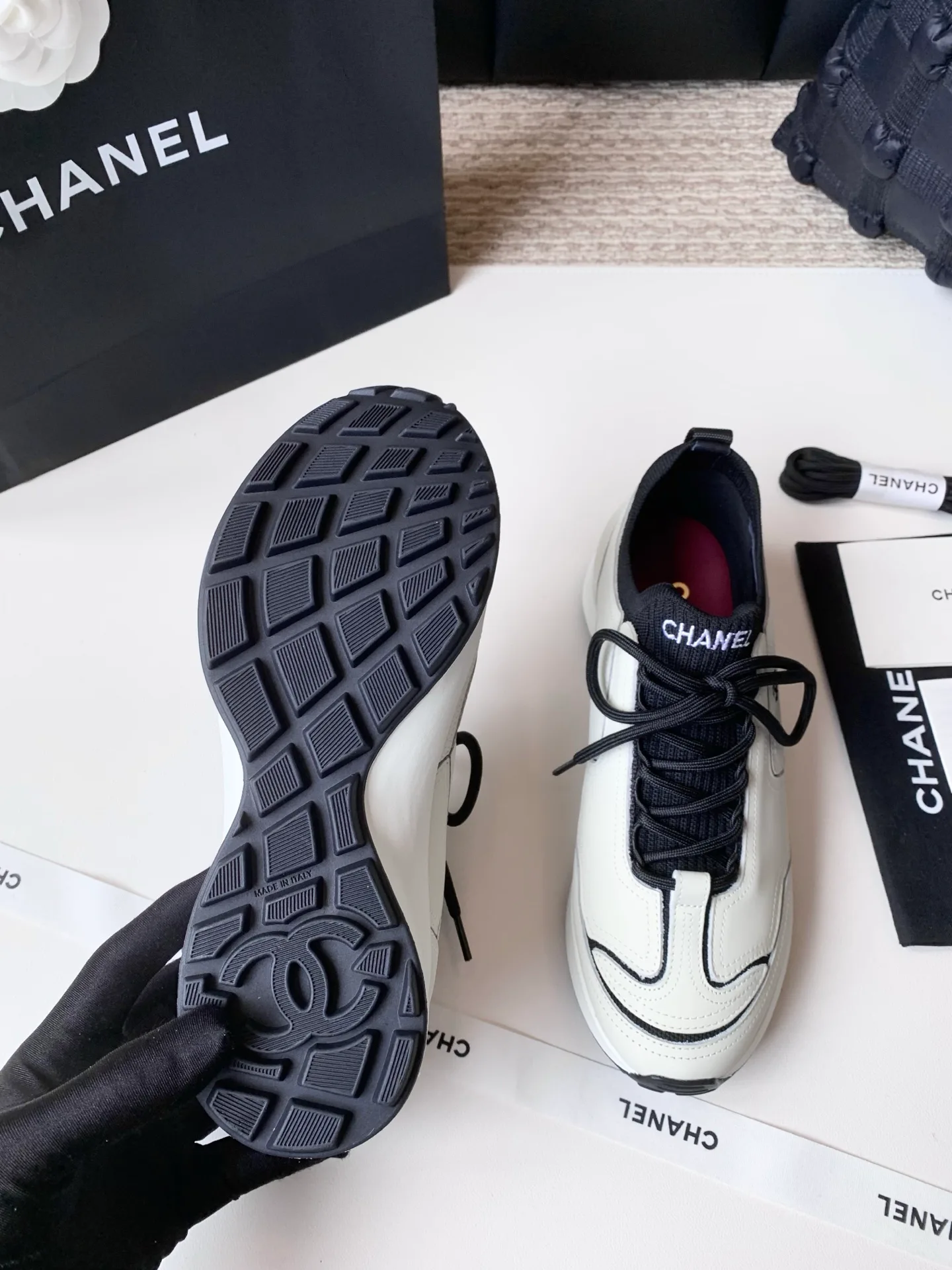 Women's Sneakers CHANEL 17990417