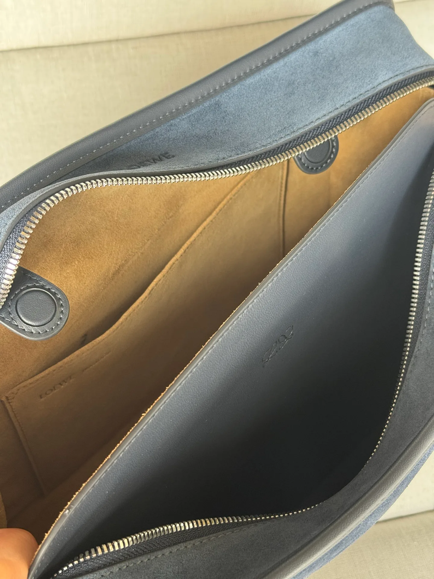 Women's Classic Handbags LOEWE 18482786