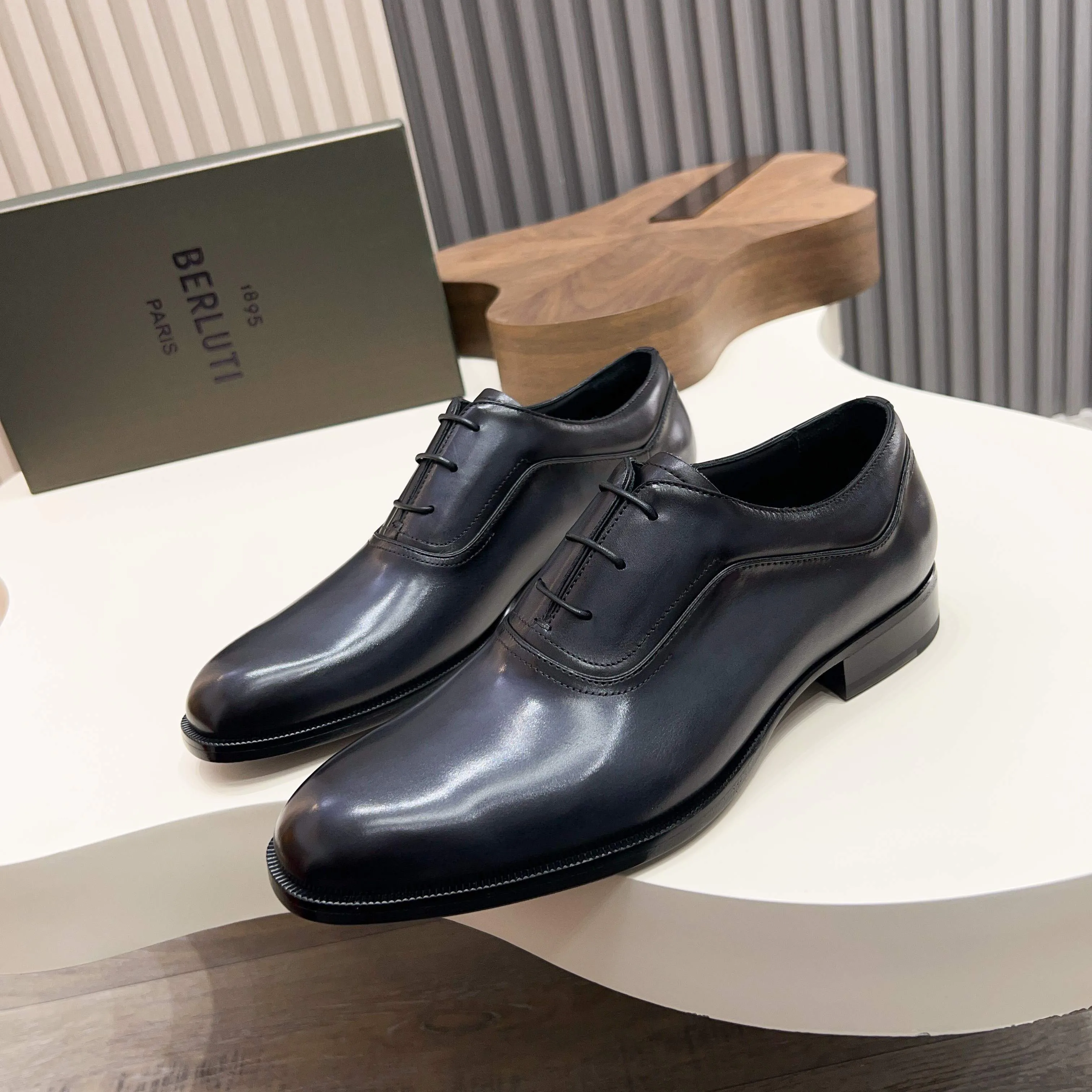 Men's Loafers And Dress Shoes BERLUTI 17955311