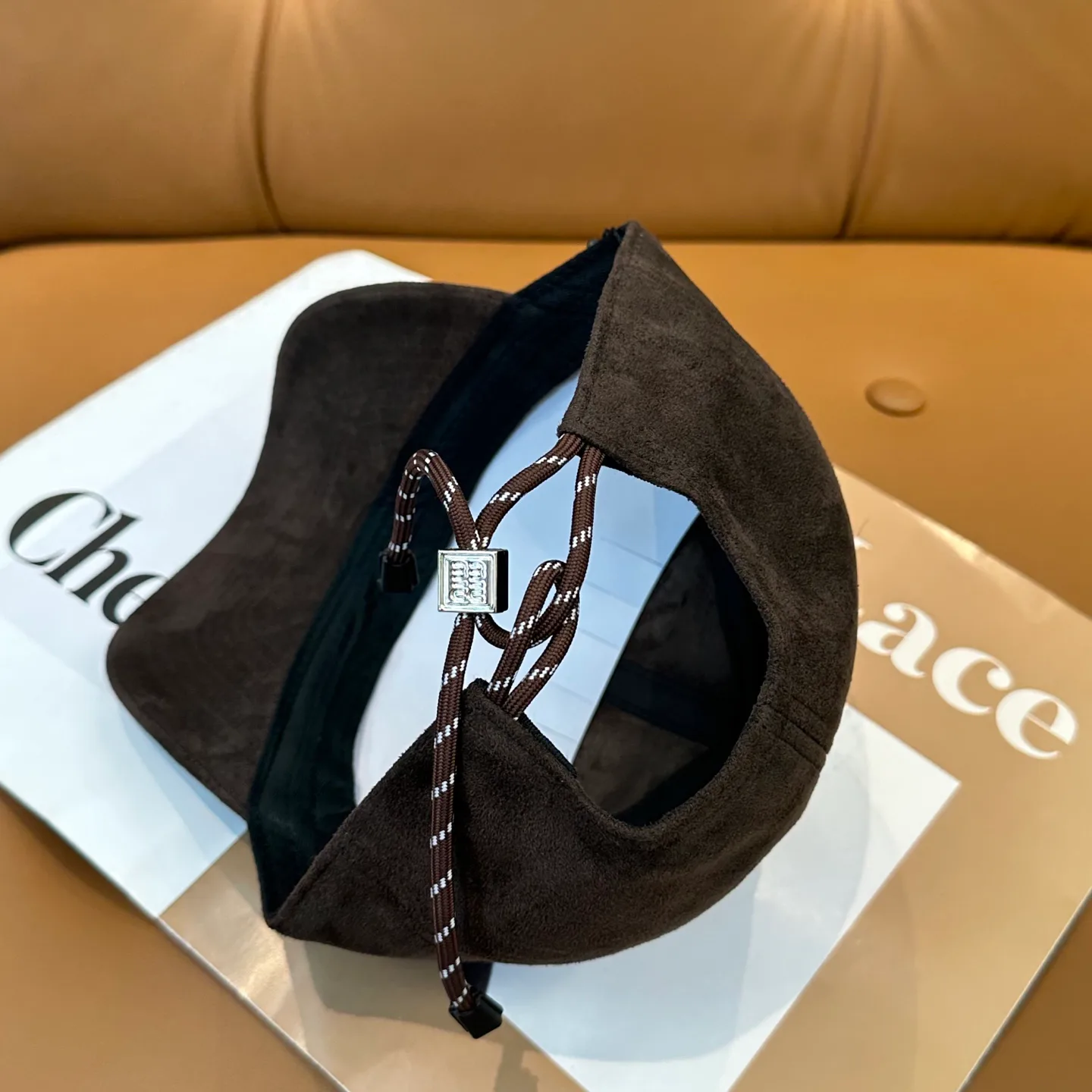 Hats MIU MIU 17411579