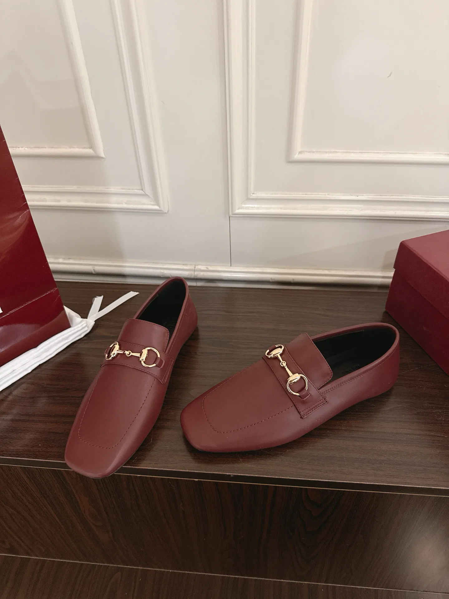 Women's Loafers And Moccasins GUCCI 17956775