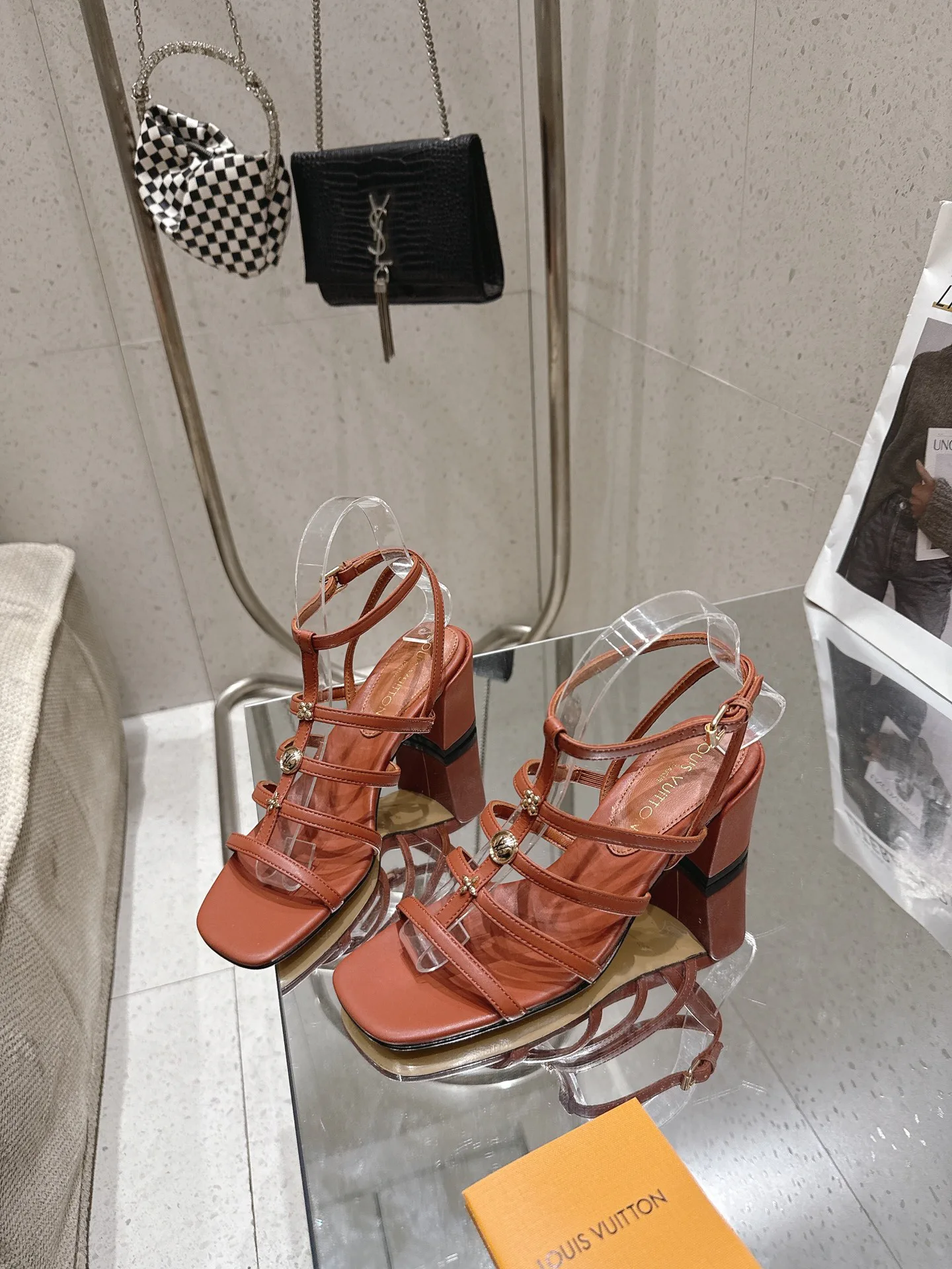 Women's Open-Toe Sandals LOUIS VUITTON 17524784