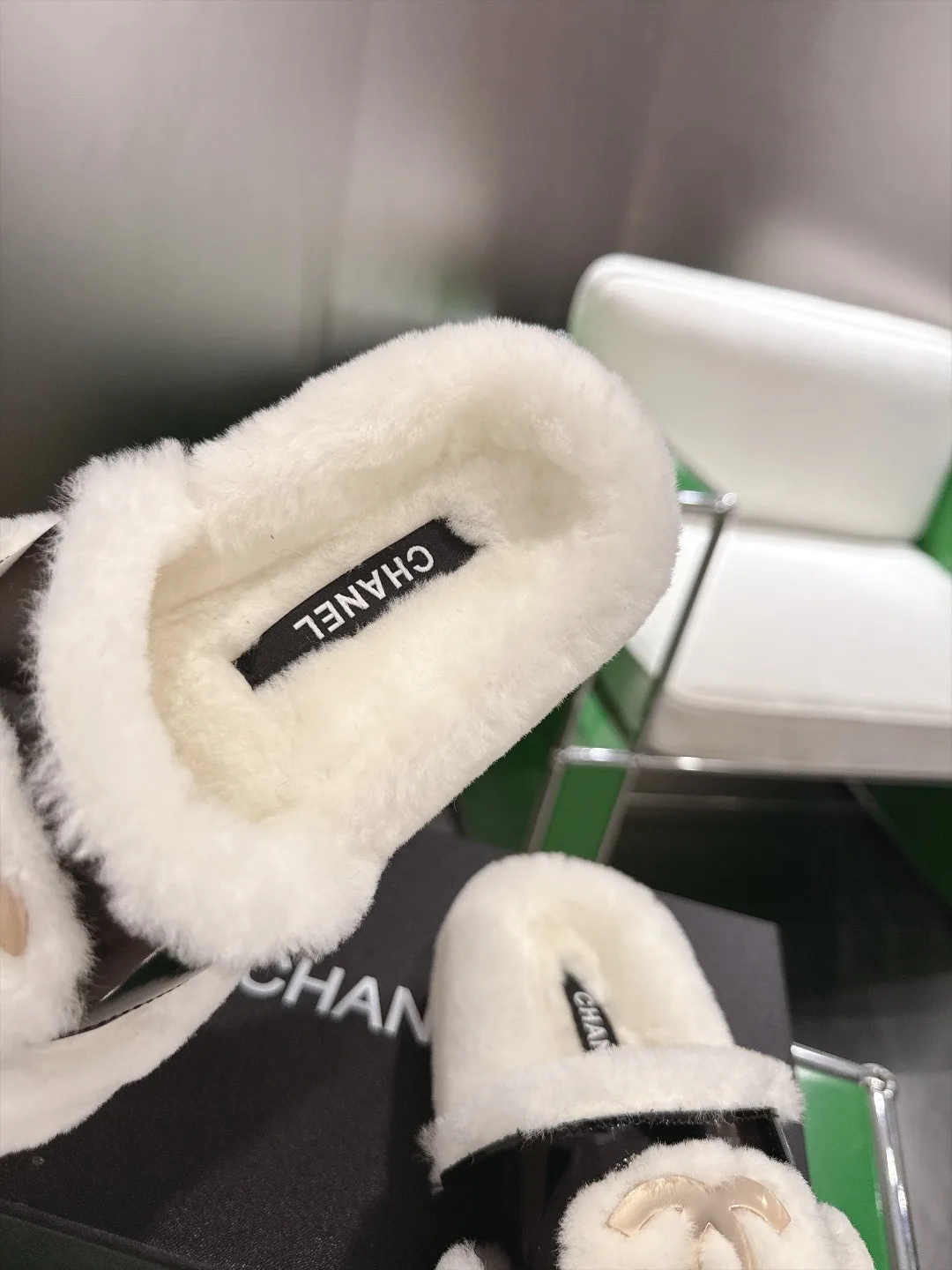 Women's Slippers CHANEL 17926702