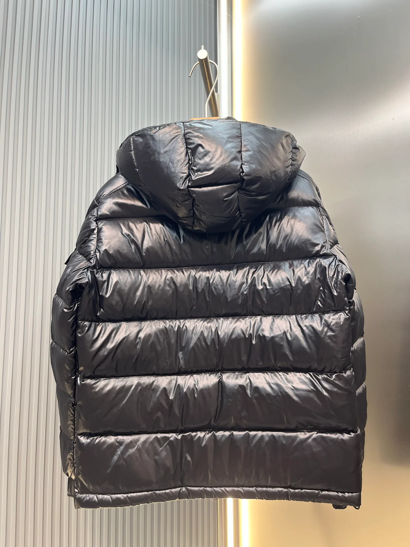 Куртки И Пуховики Мужские Moncler 18581651