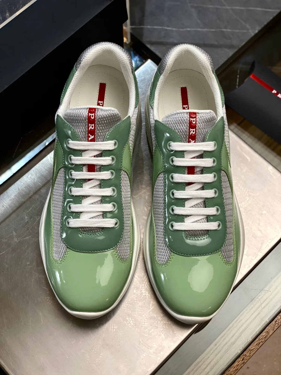 Men's Sneakers PRADA 18119396