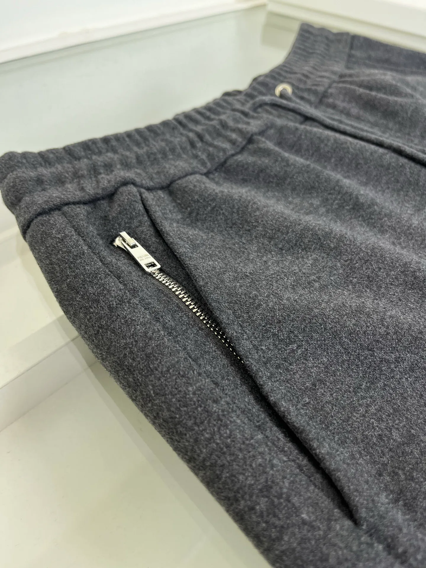 Men's Trousers PRADA 17951652