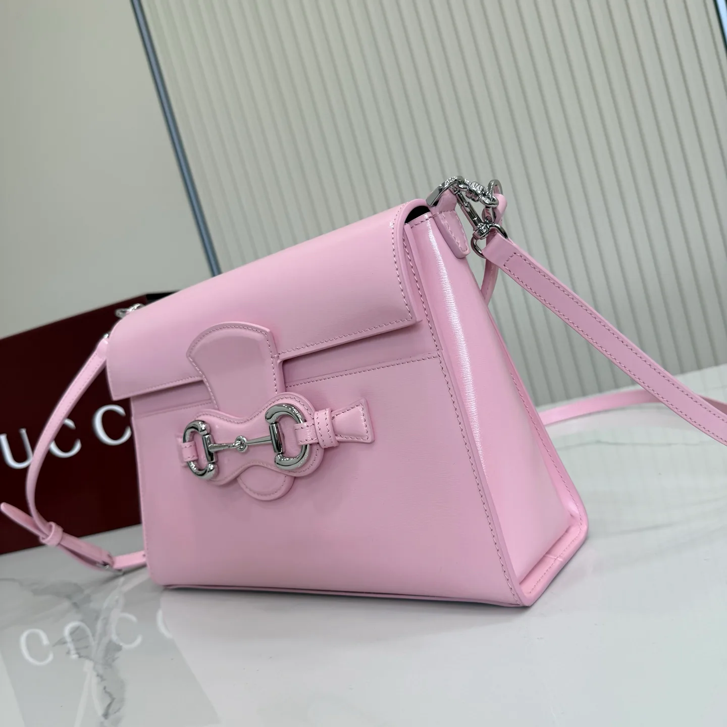 Women's Classic Handbags GUCCI 18262334