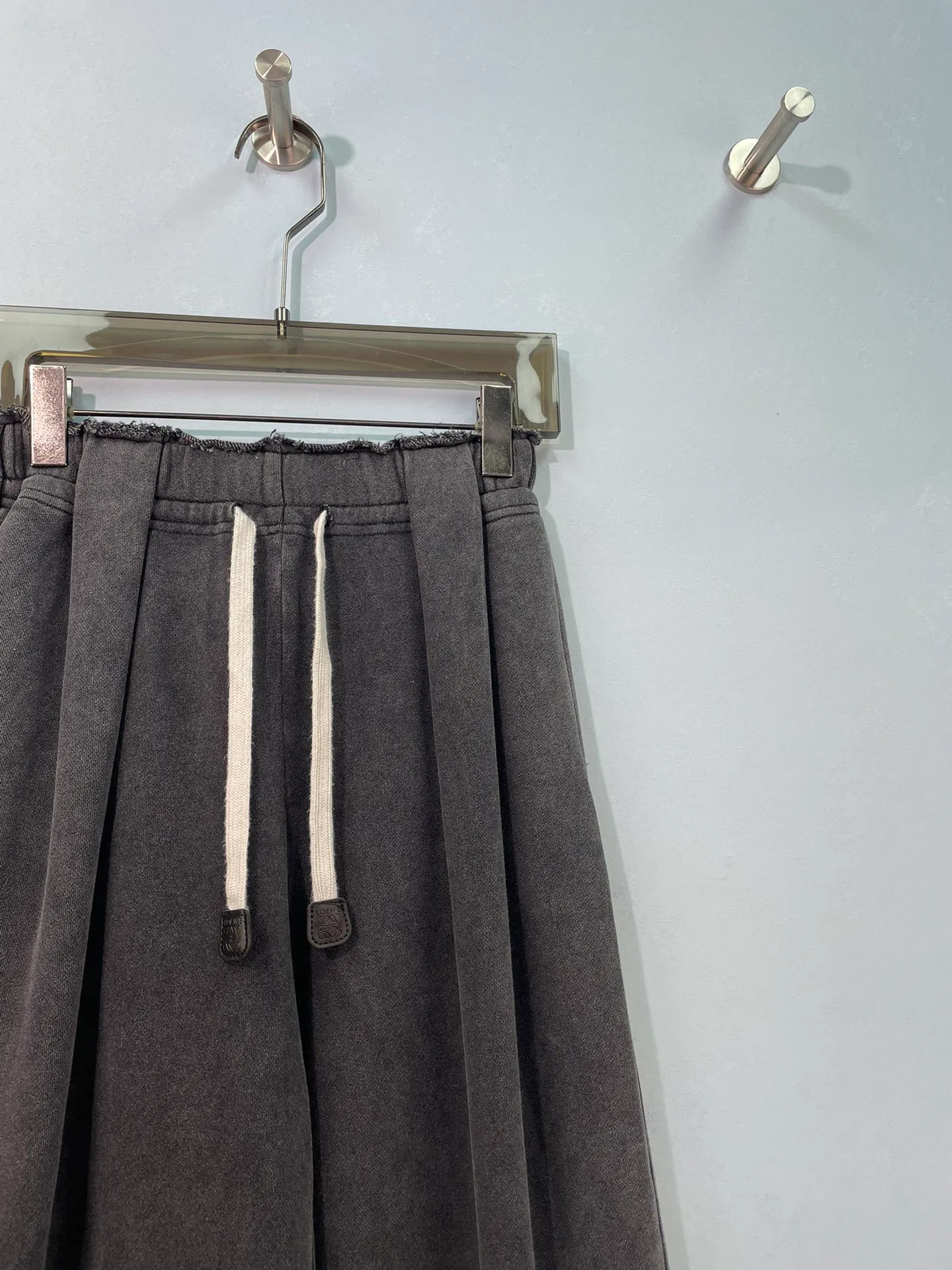 Women's Trousers LOEWE 18151855