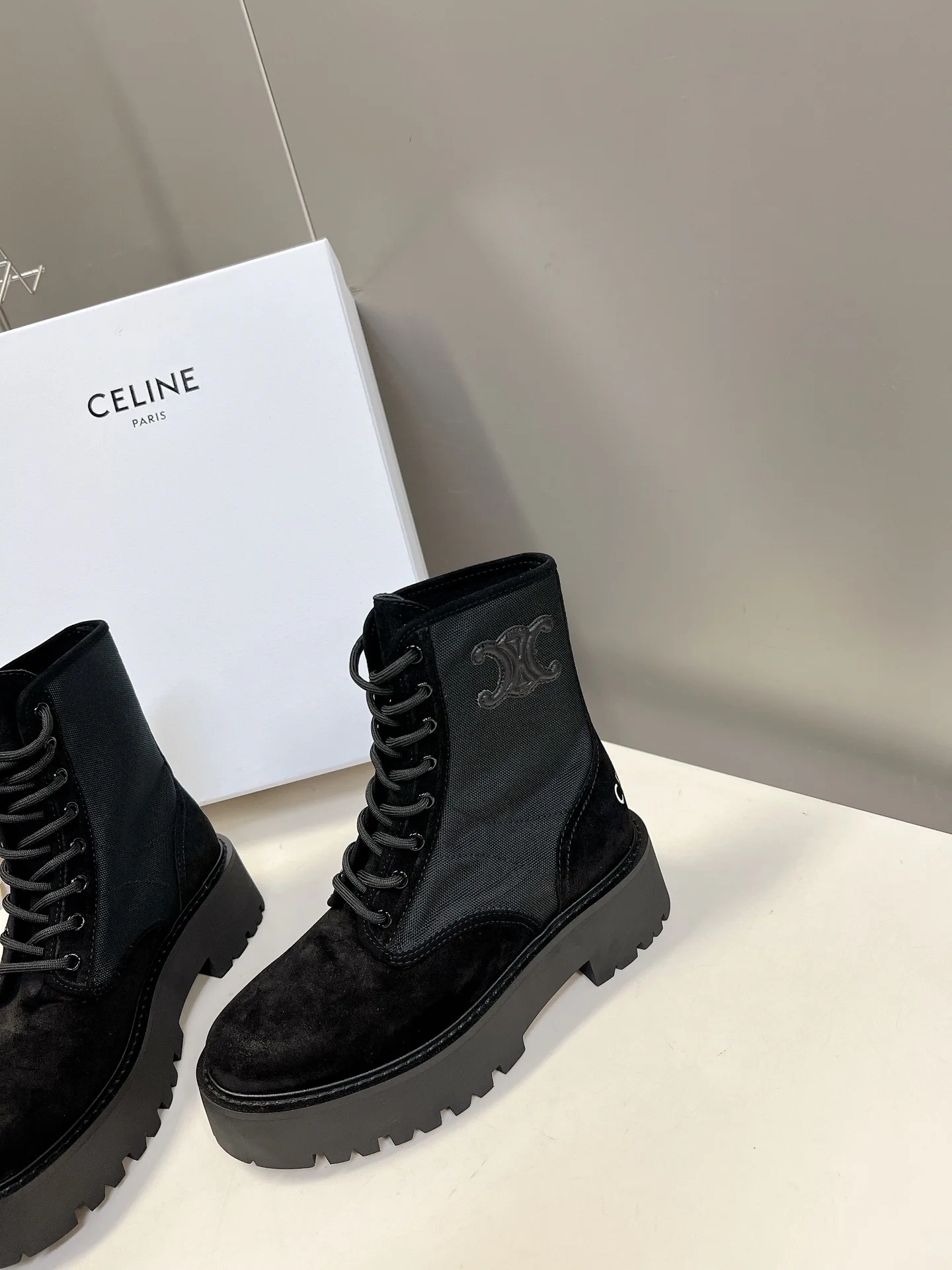 Women's Ankle Boots CELINE 18005920