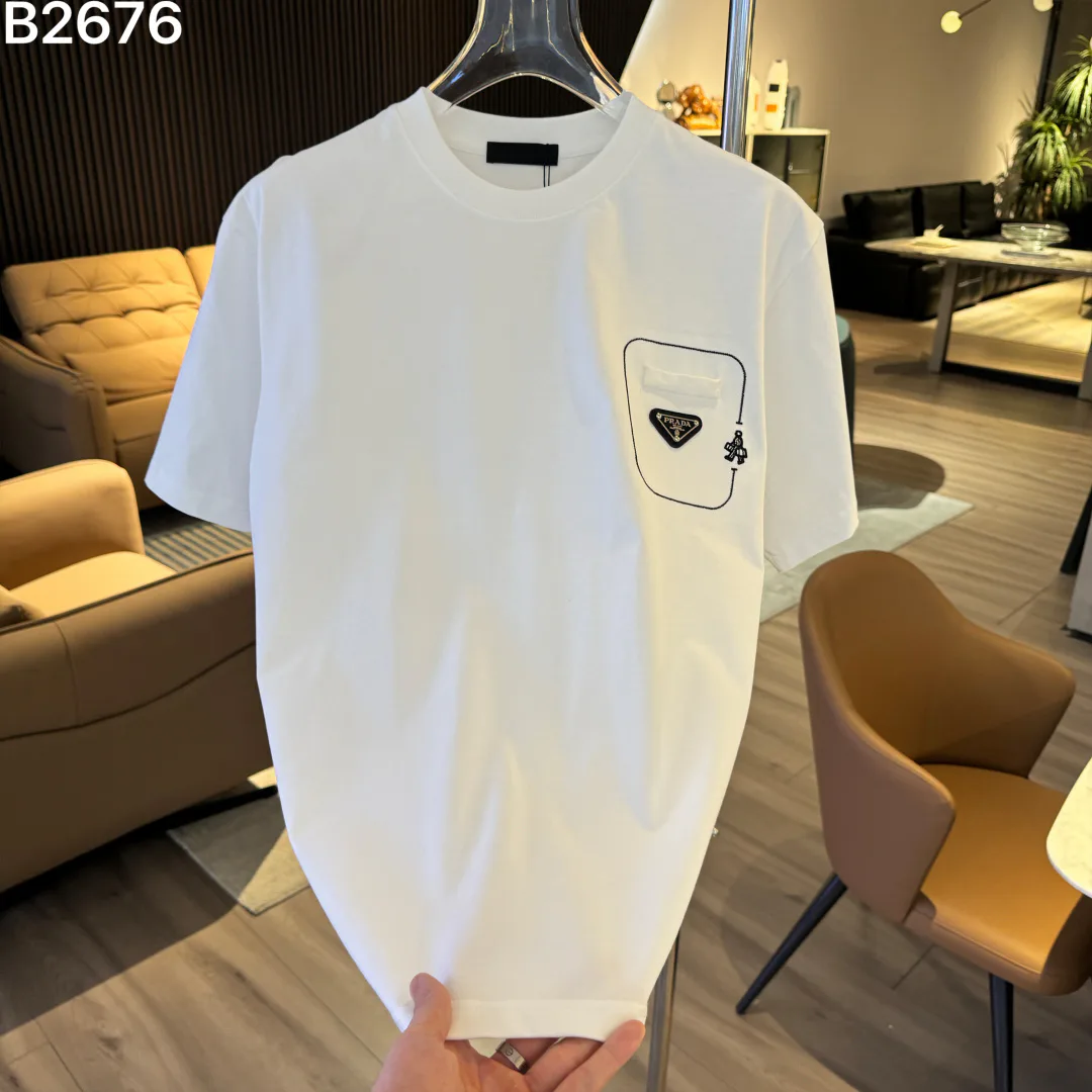 Women's T-Shirts PRADA 18000583