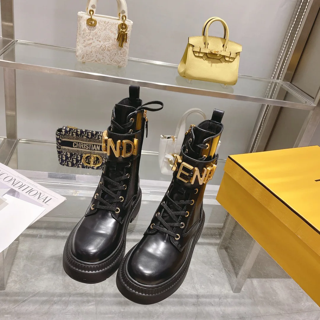Women's Ankle Boots FENDI 18264033