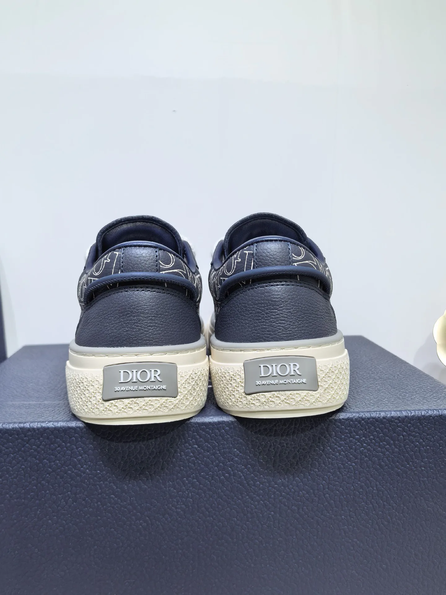 Women's Sneakers CHRISTIAN DIOR 17805341