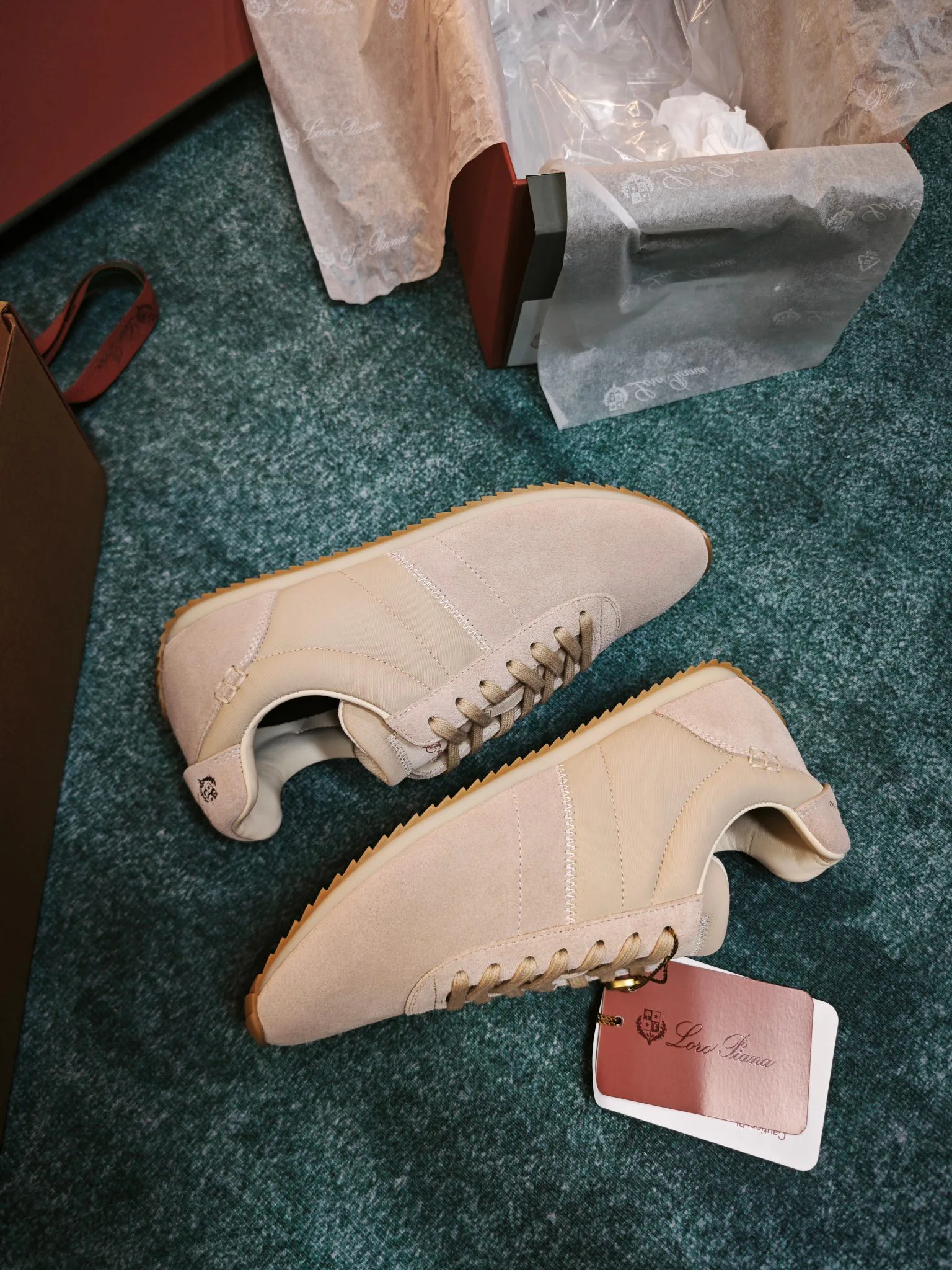 Women's Sneakers LORO PIANA 17882519